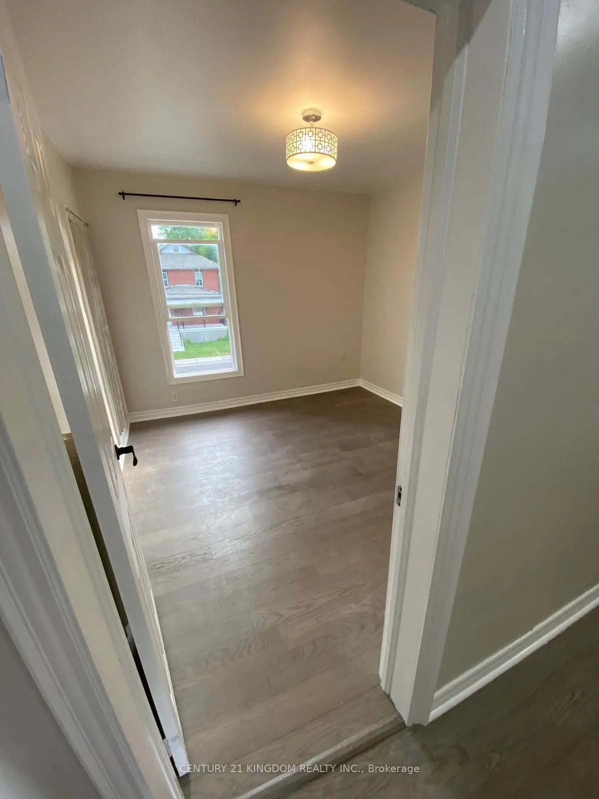 201 Albert Street, #Upper