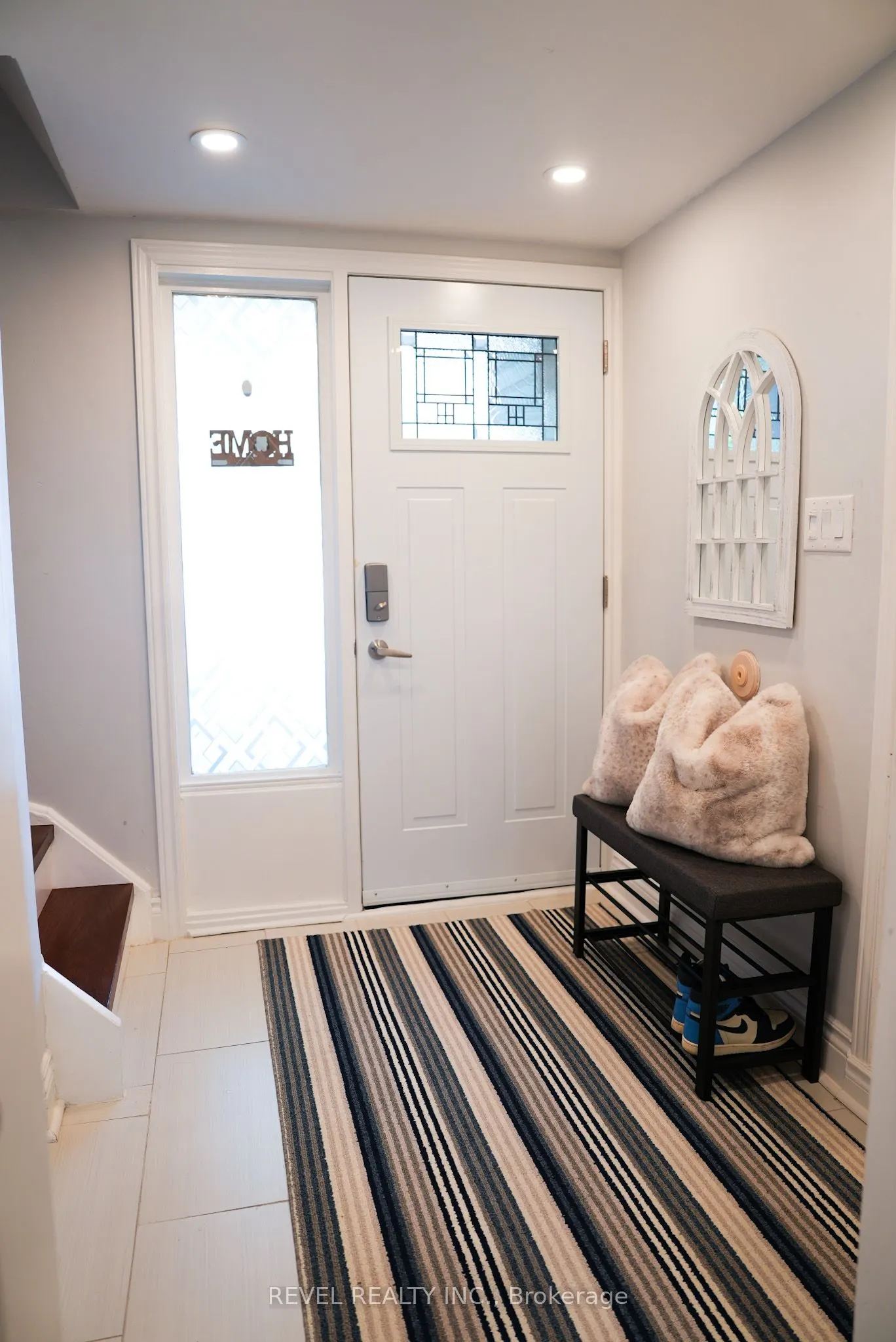 909 King Street W, #2