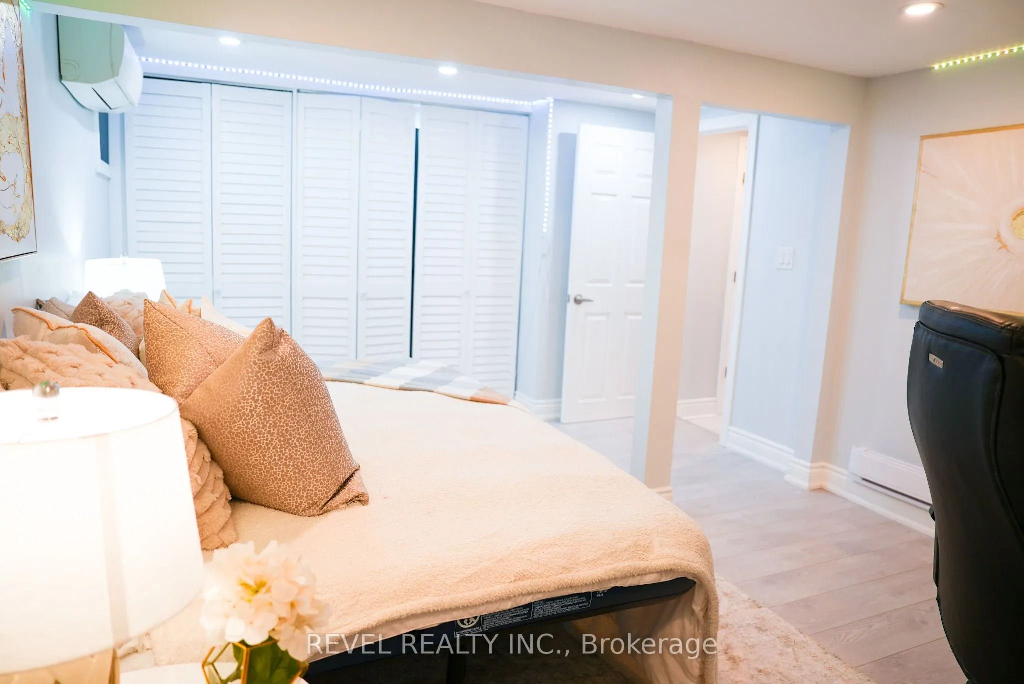 909 King Street W, #2