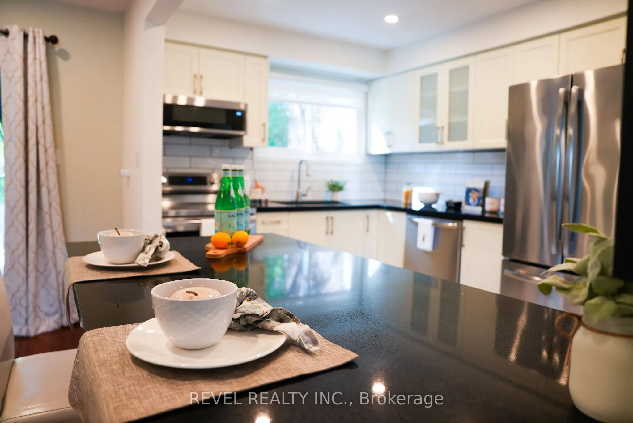 909 King Street W, #2