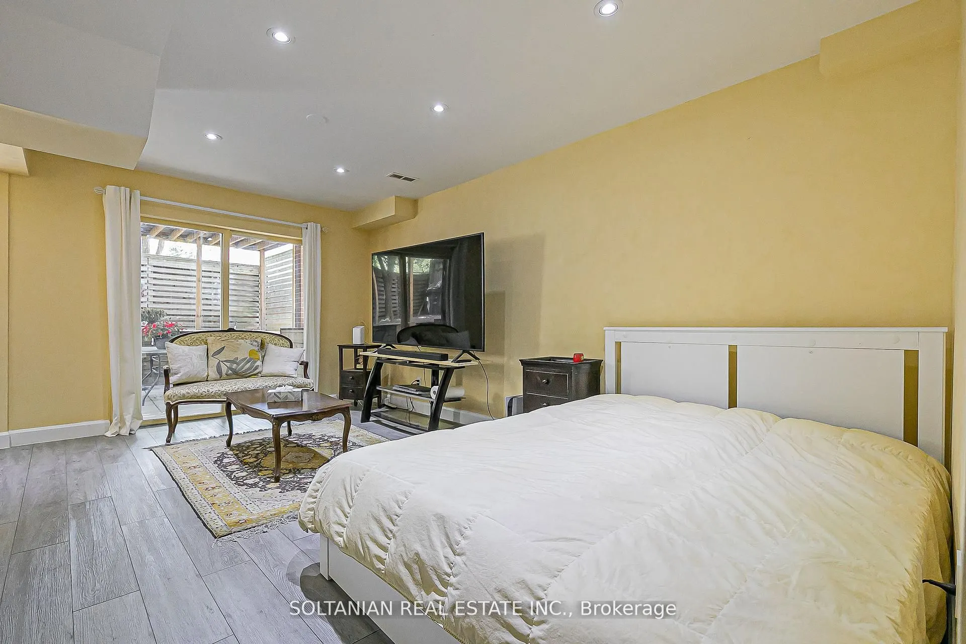 21 Pretoria Avenue