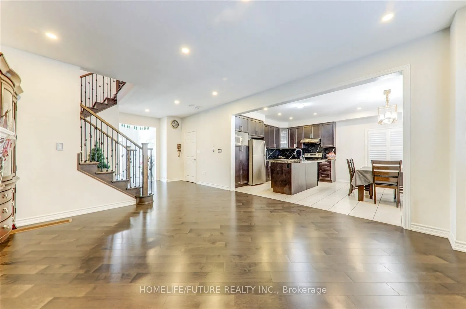 30 Arthur Mclaughlin Street
