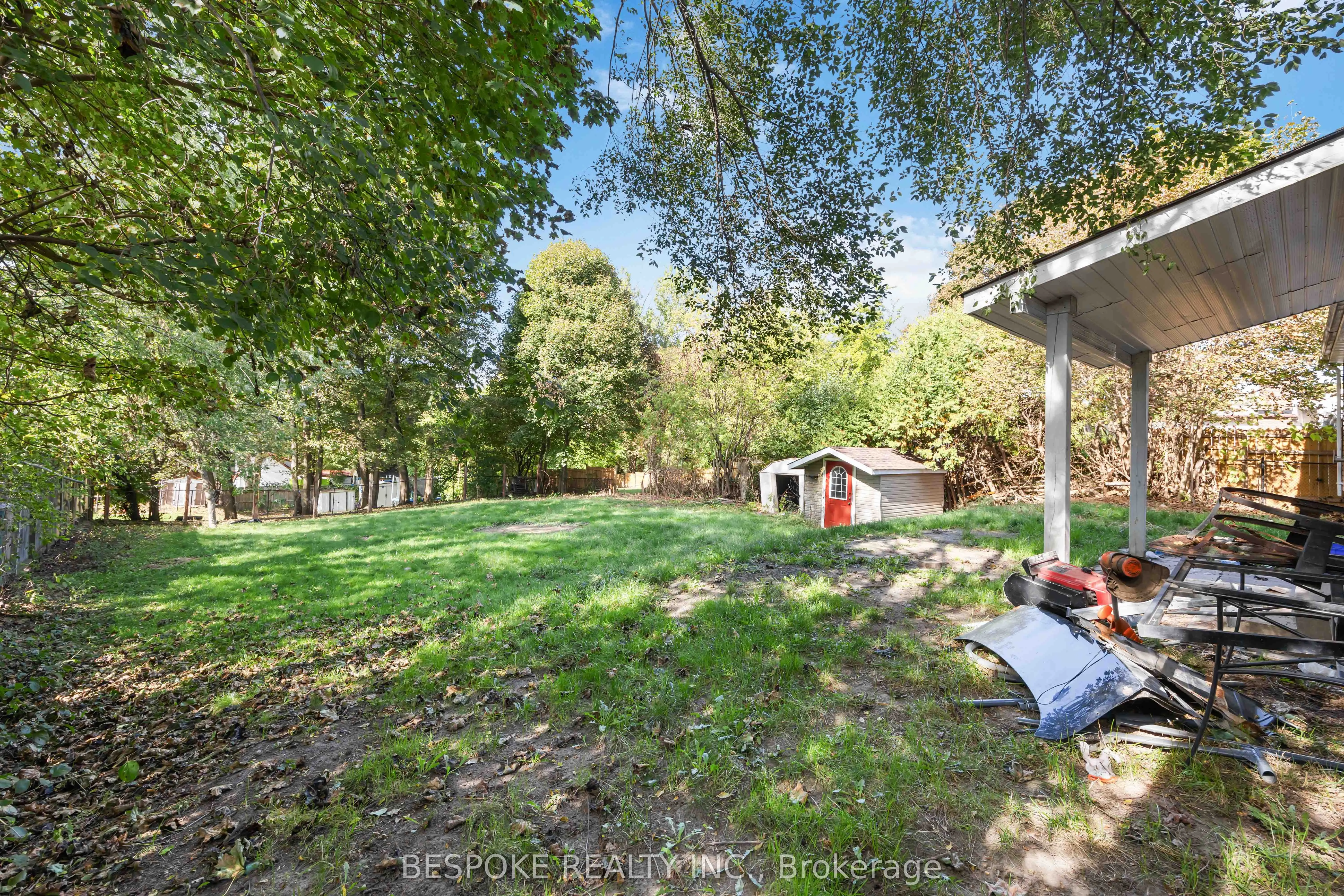 28 Grandview Street N