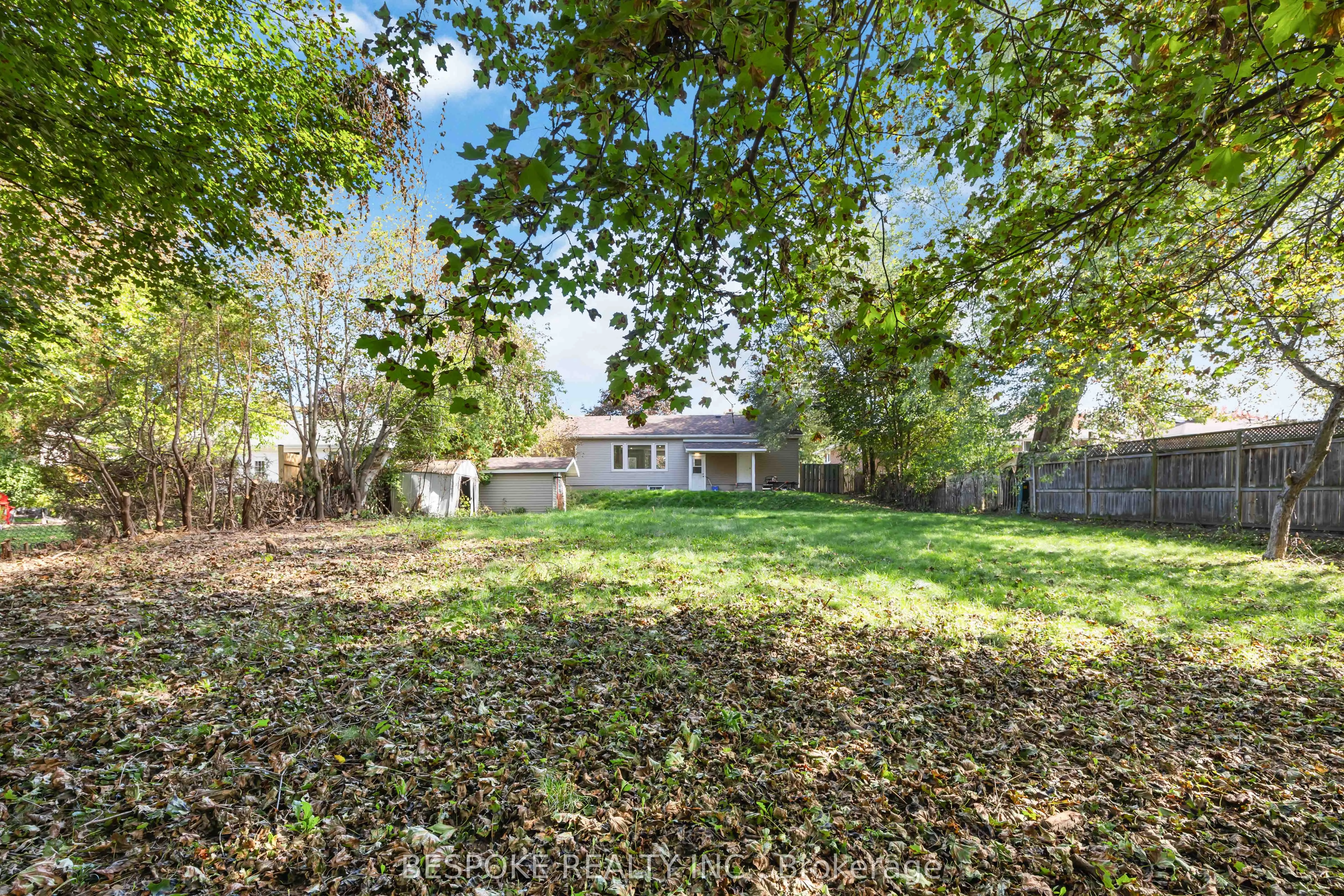 28 Grandview Street N