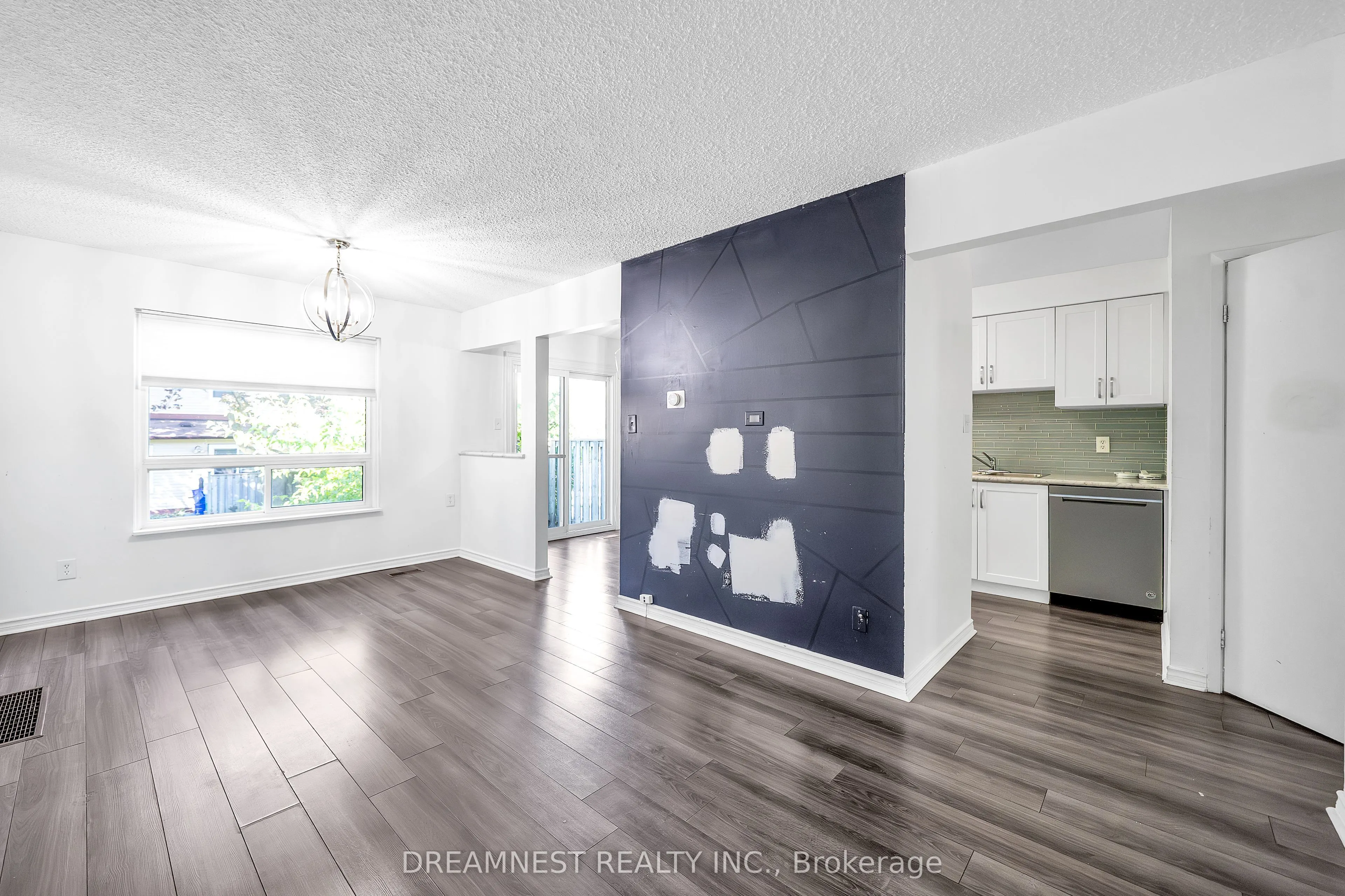 31 Parker Crescent, #17