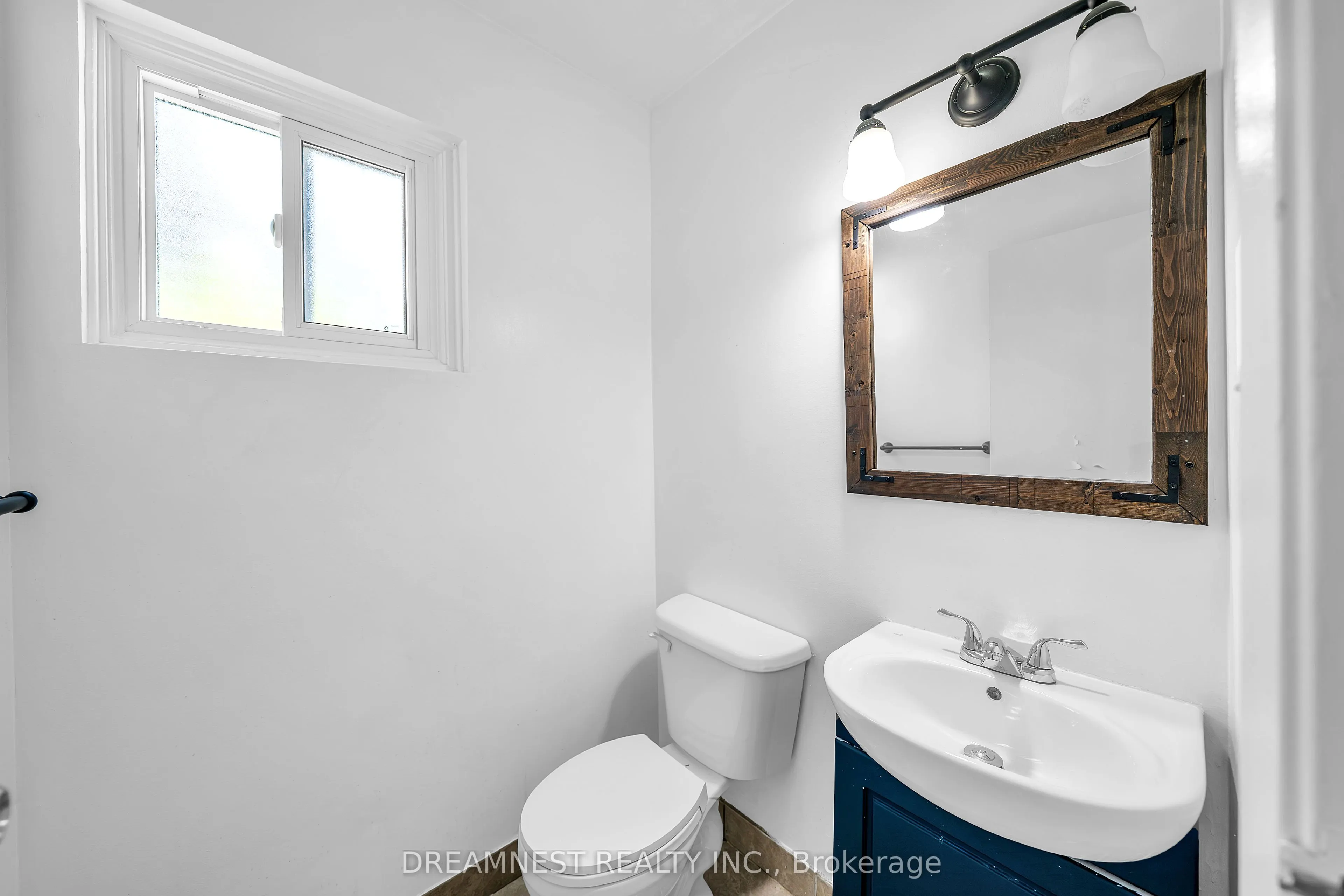 31 Parker Crescent, #17