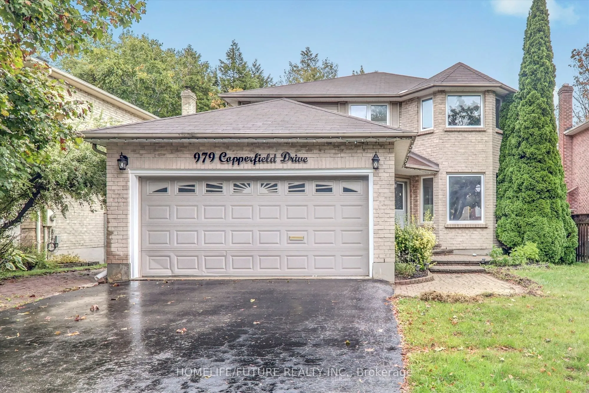 979 Copperfield Drive