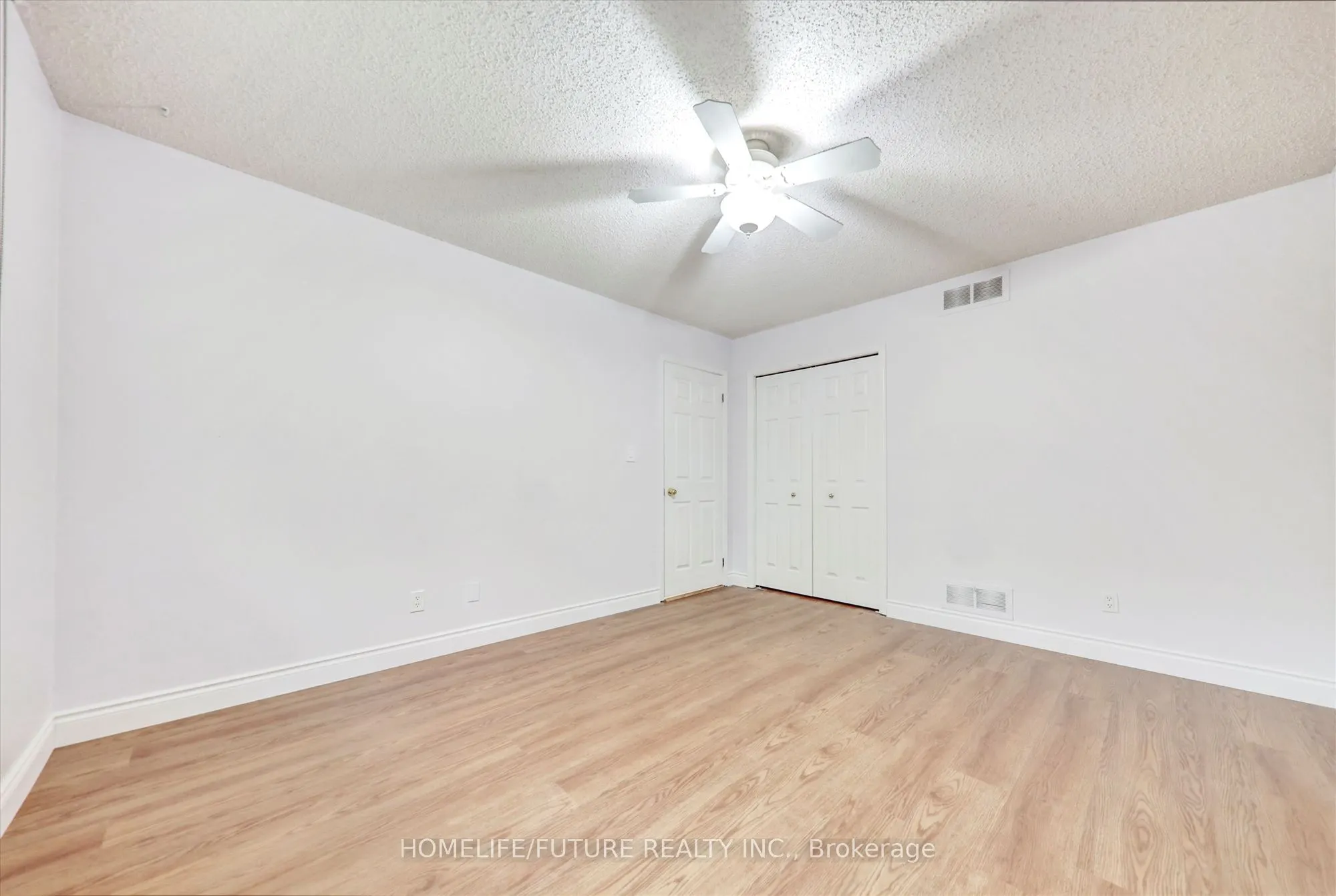 979 Copperfield Drive