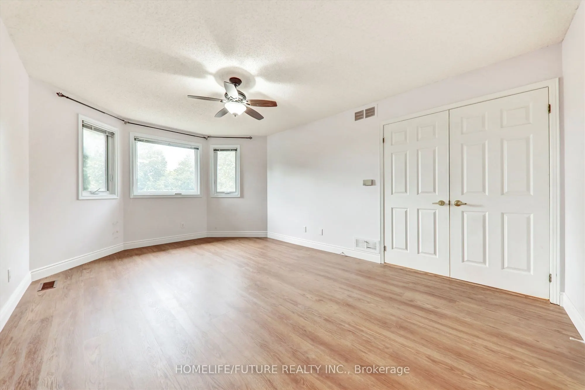 979 Copperfield Drive