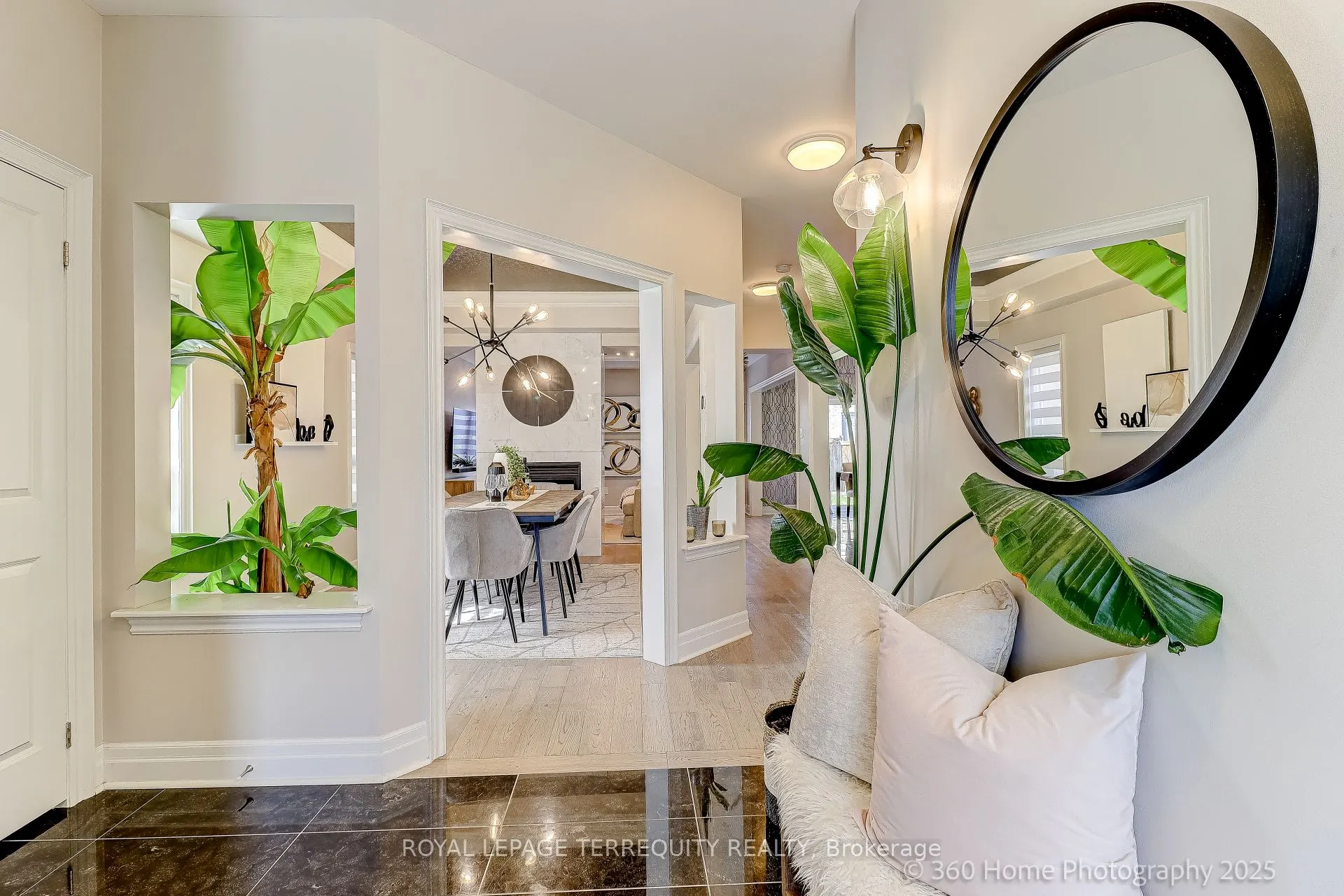 18 Northglen Boulevard