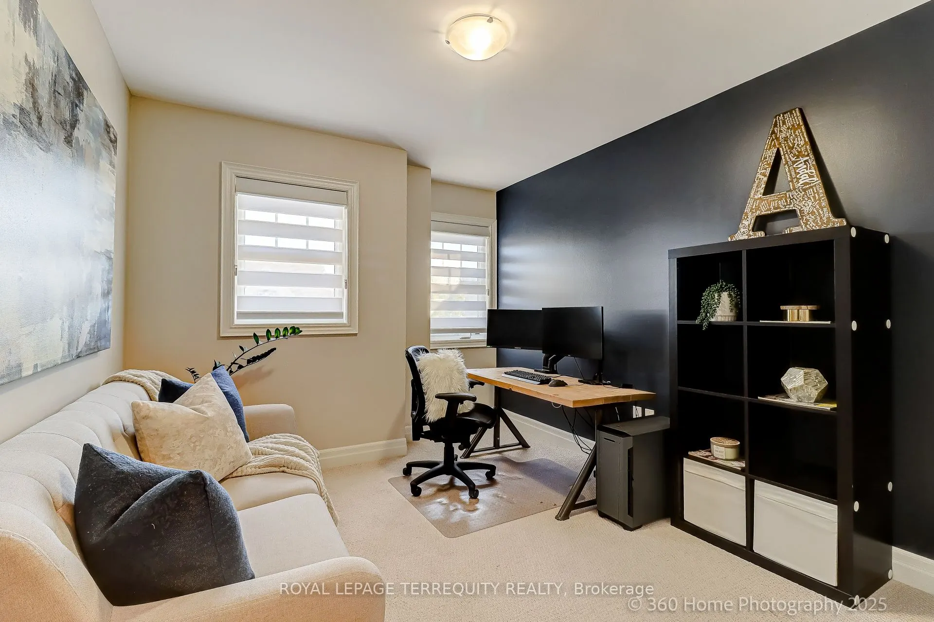 18 Northglen Boulevard