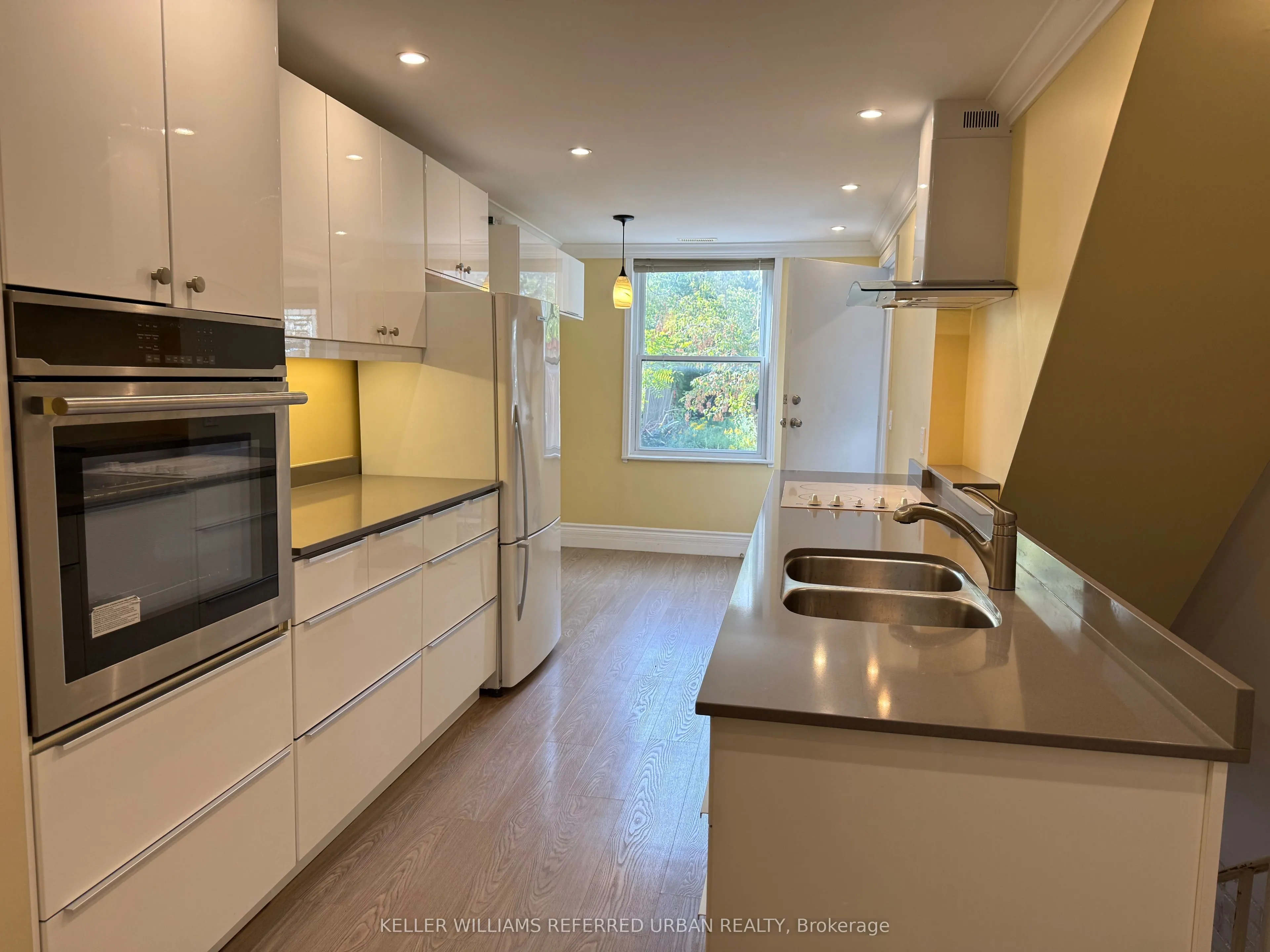 1055 Craven Road, #Main