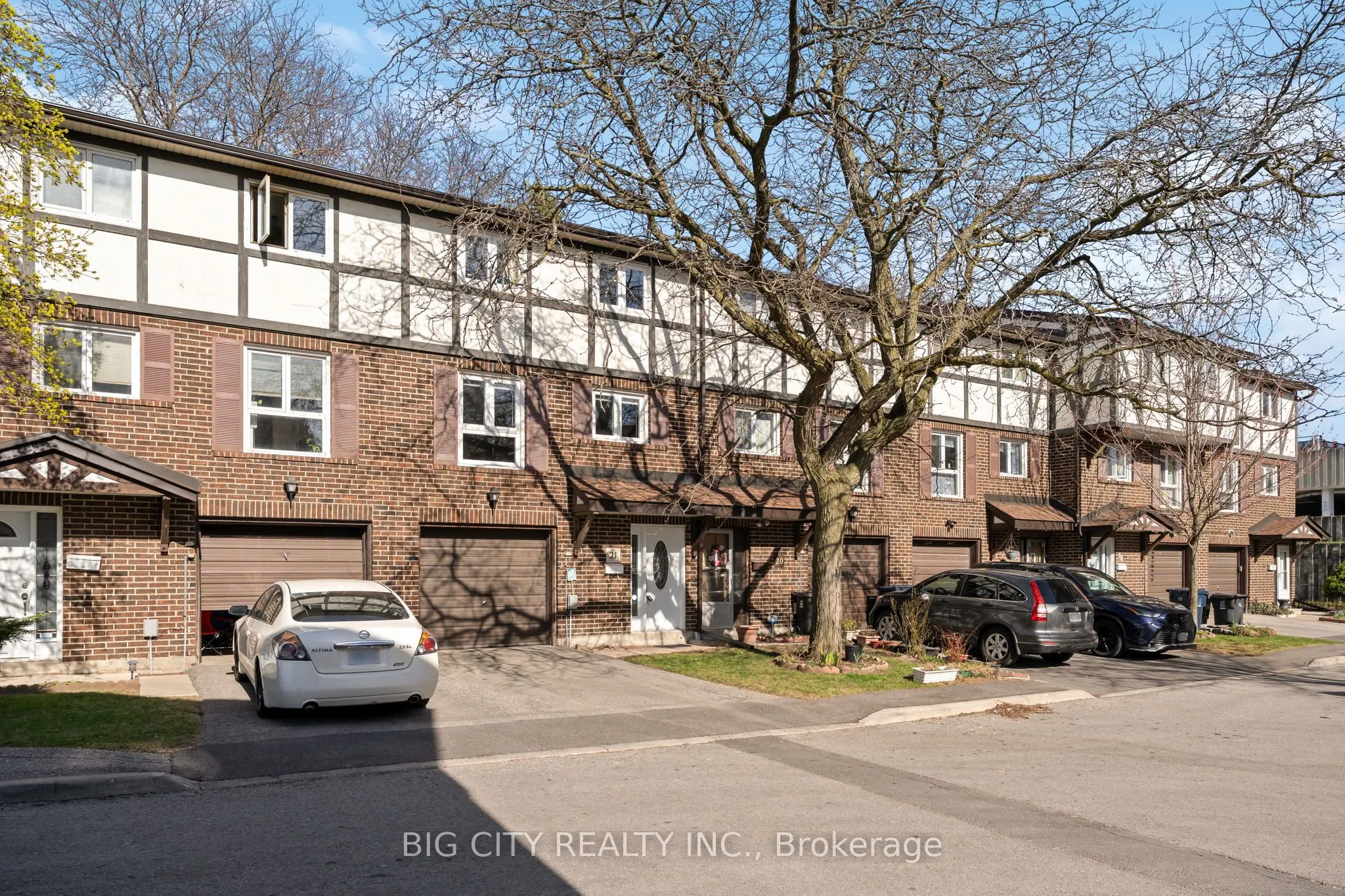 321 Trudelle Street, #21