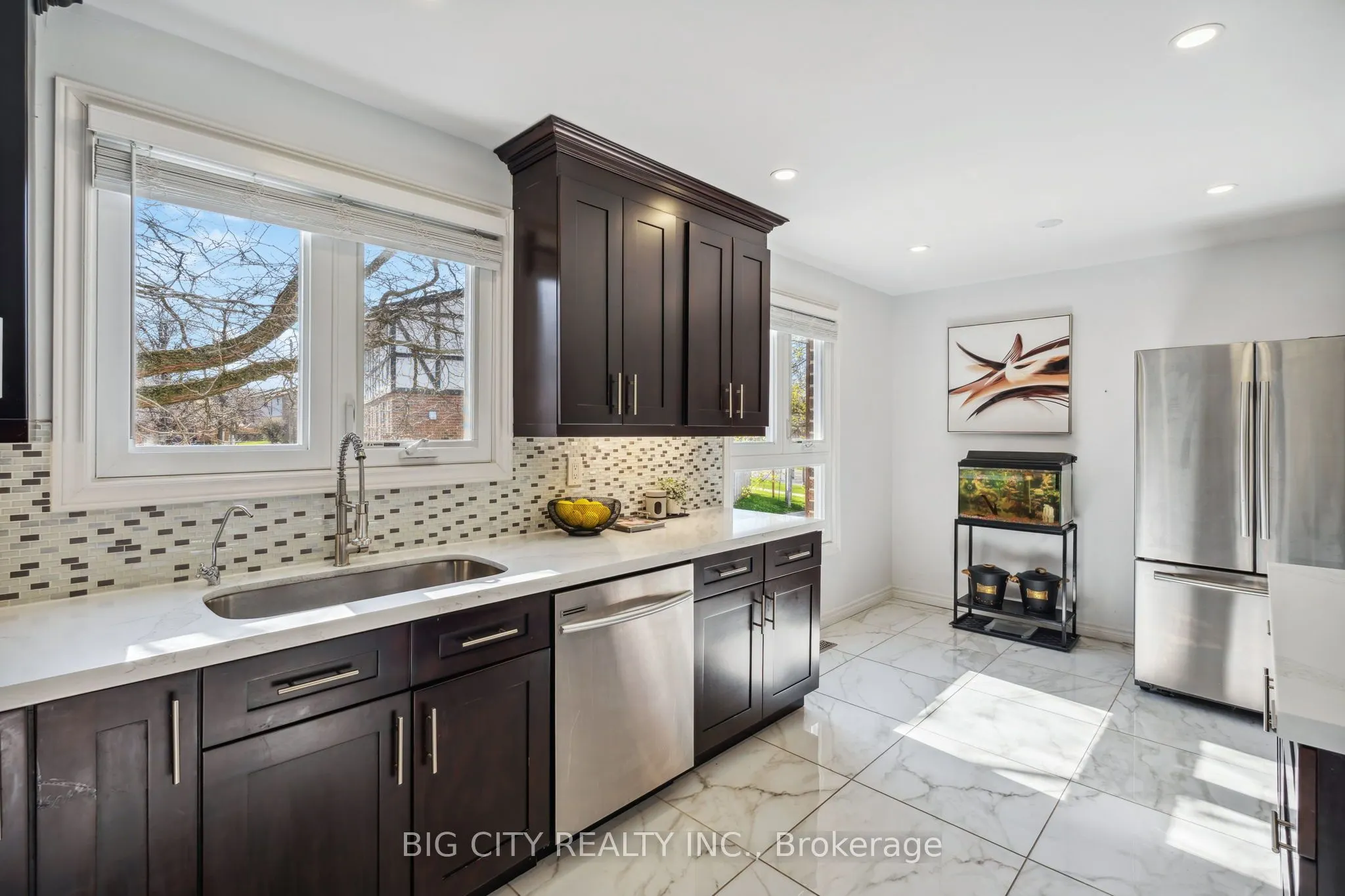321 Trudelle Street, #21