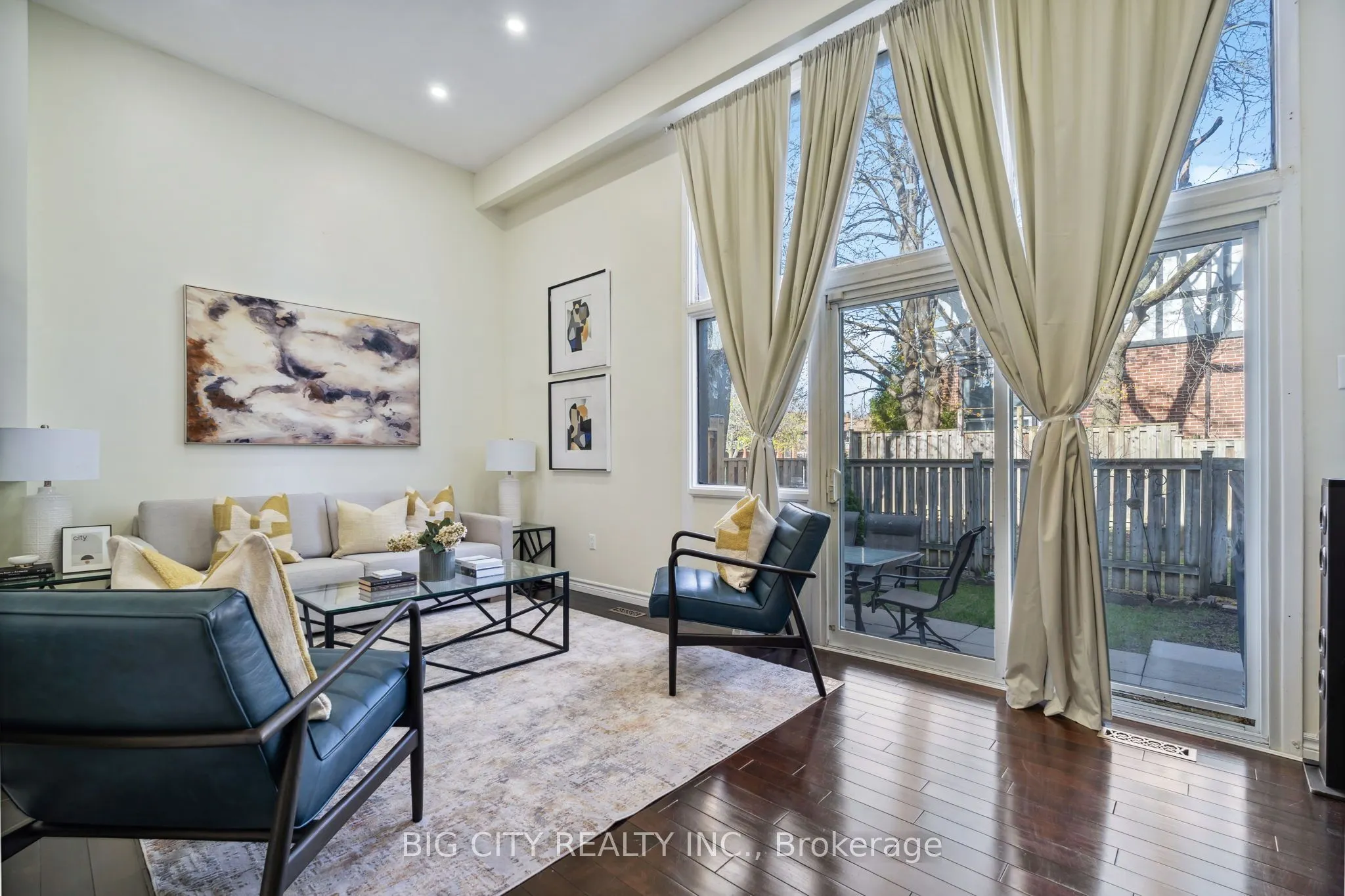 321 Trudelle Street, #21