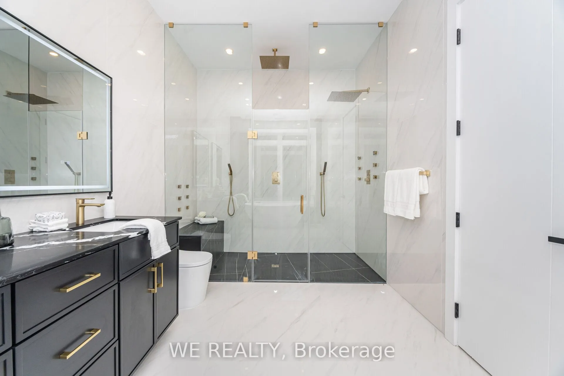 1490 Rosebank Road