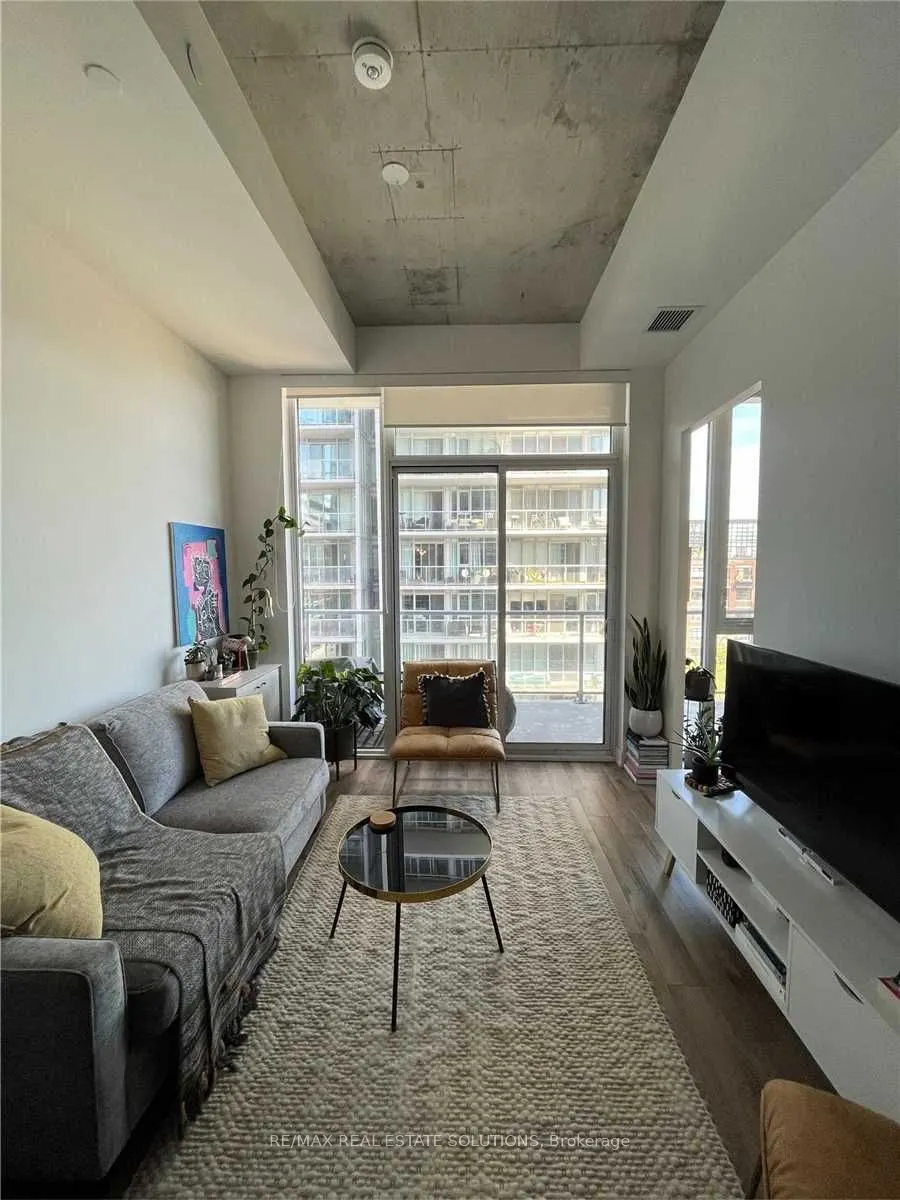 15 Baseball Place, #503