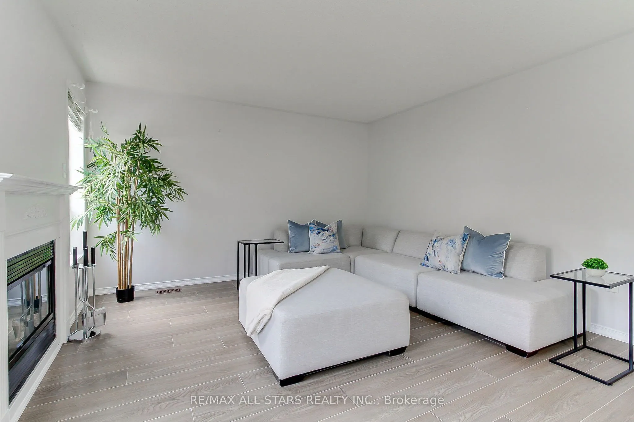 85 Handley Crescent