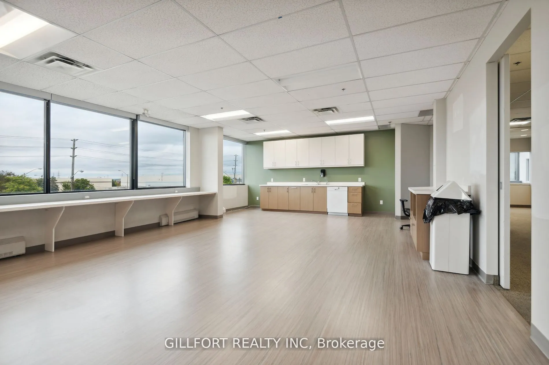 5639 Finch Avenue E, #303