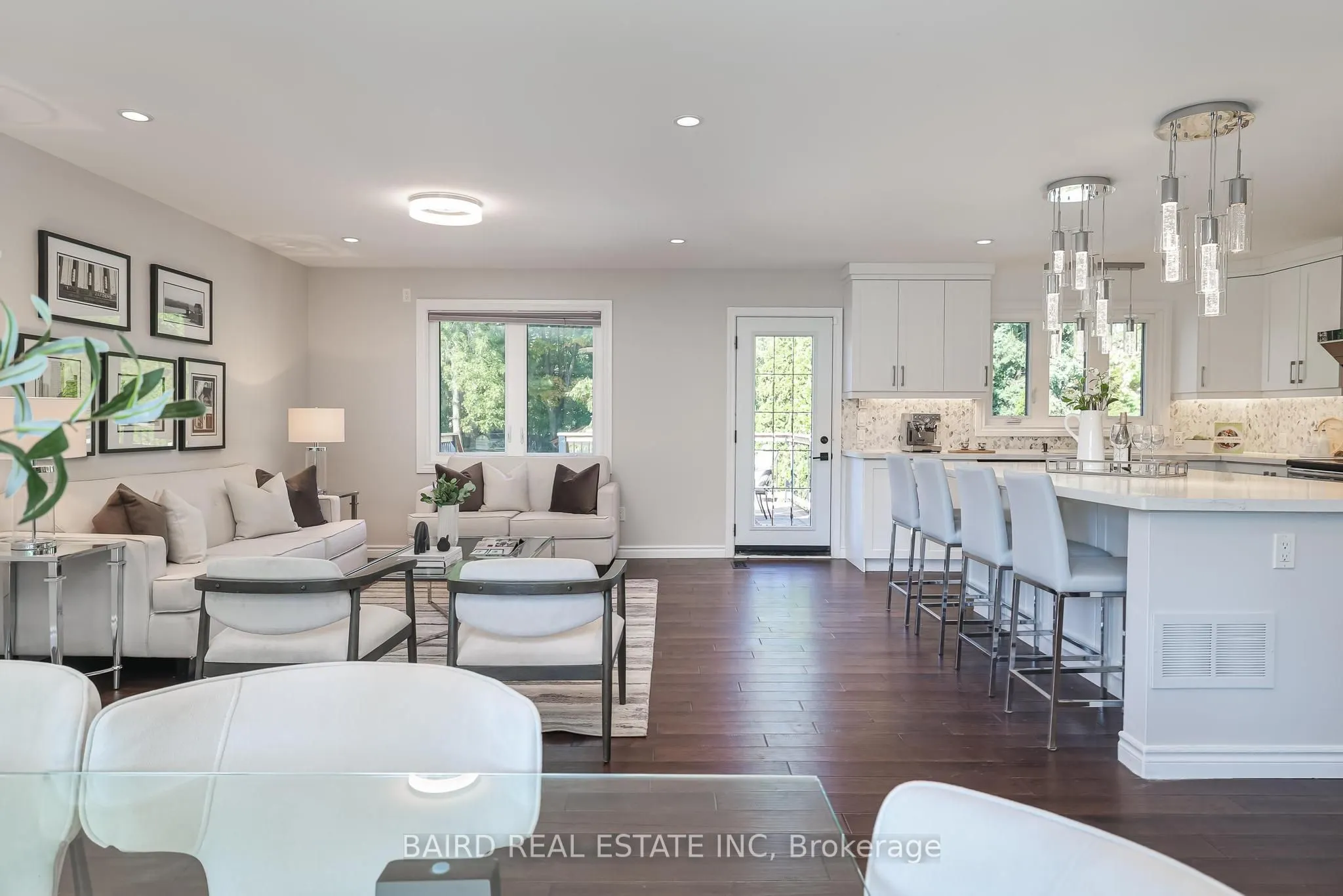 38 Caronridge Crescent