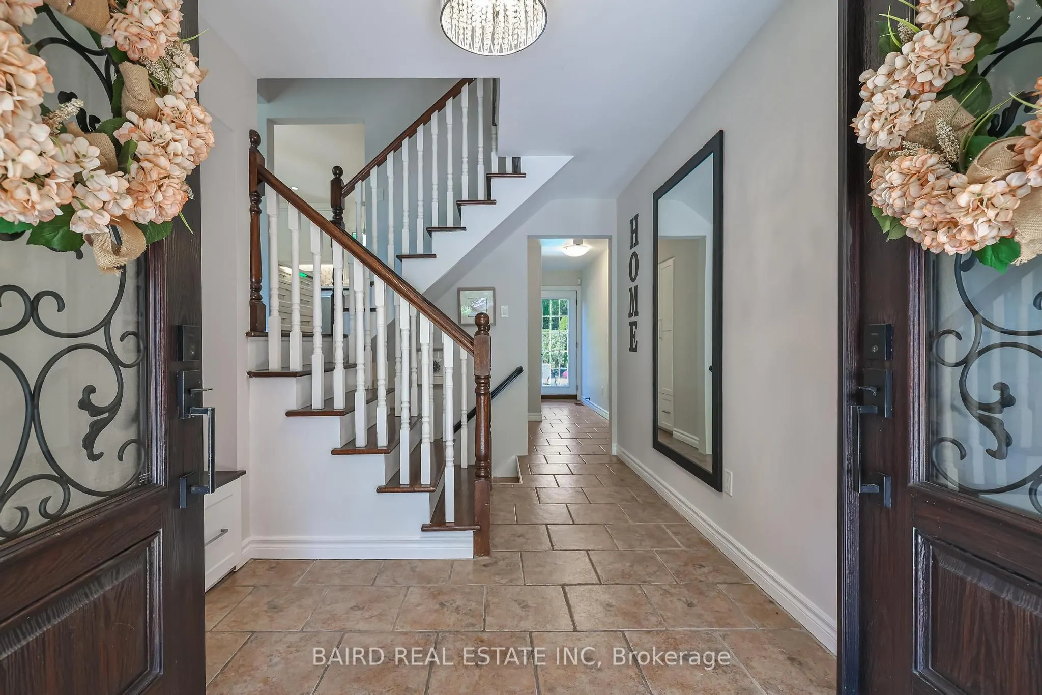 38 Caronridge Crescent