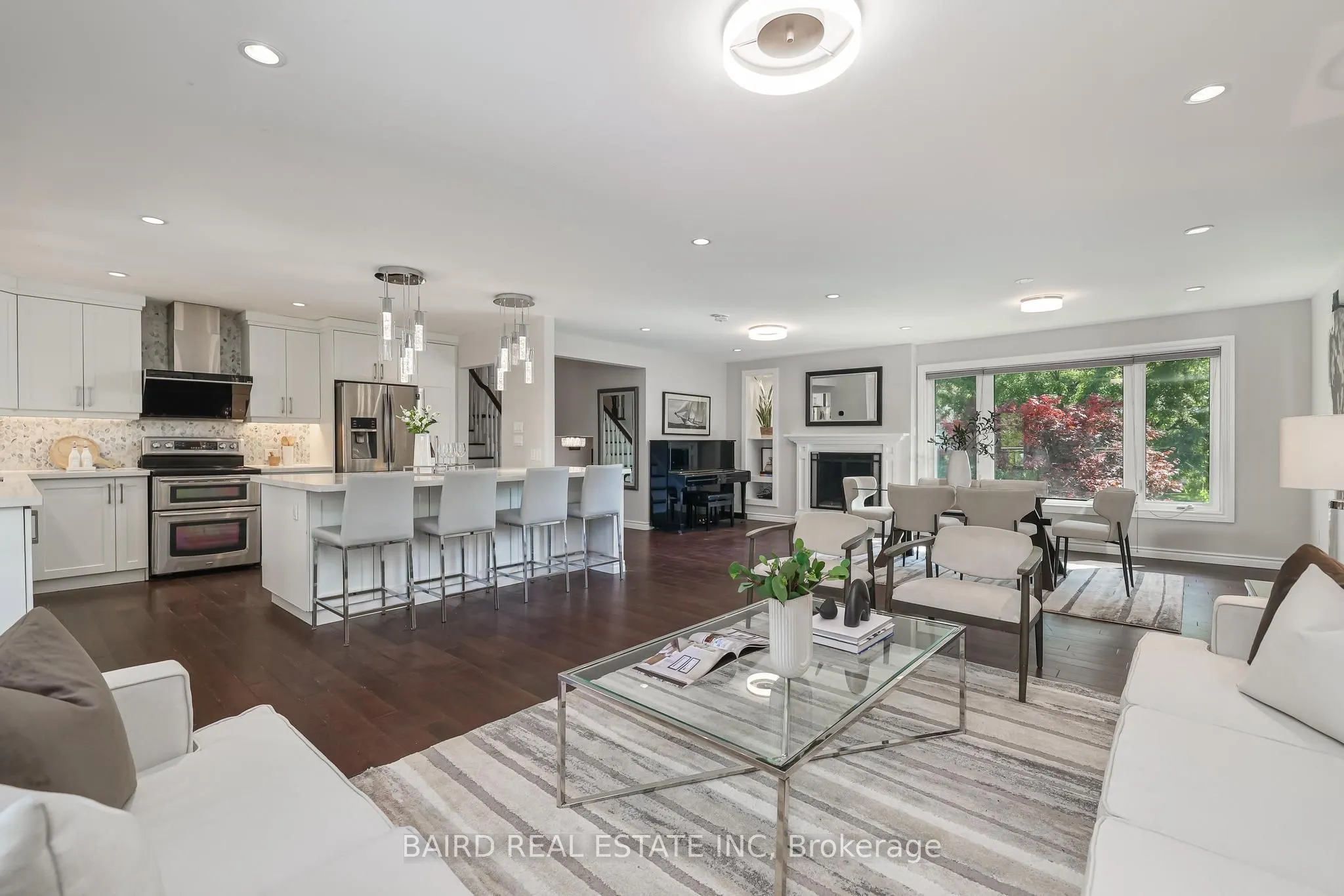 38 Caronridge Crescent