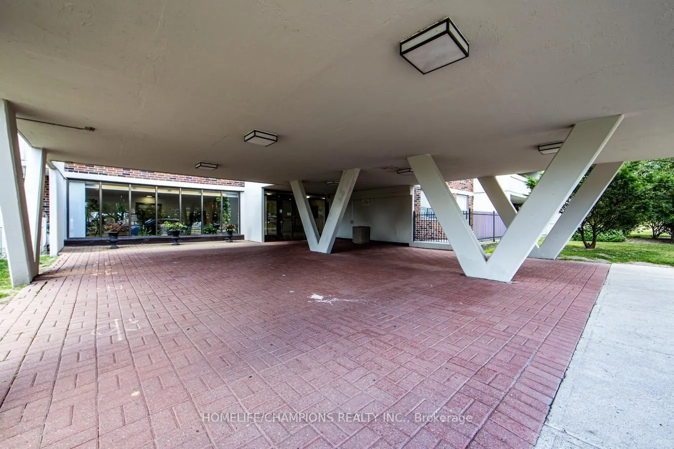 301 Prudential Drive S, #804