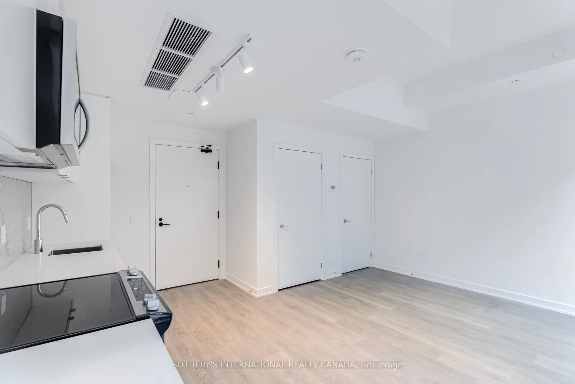 1612 Charles Street, #139 C