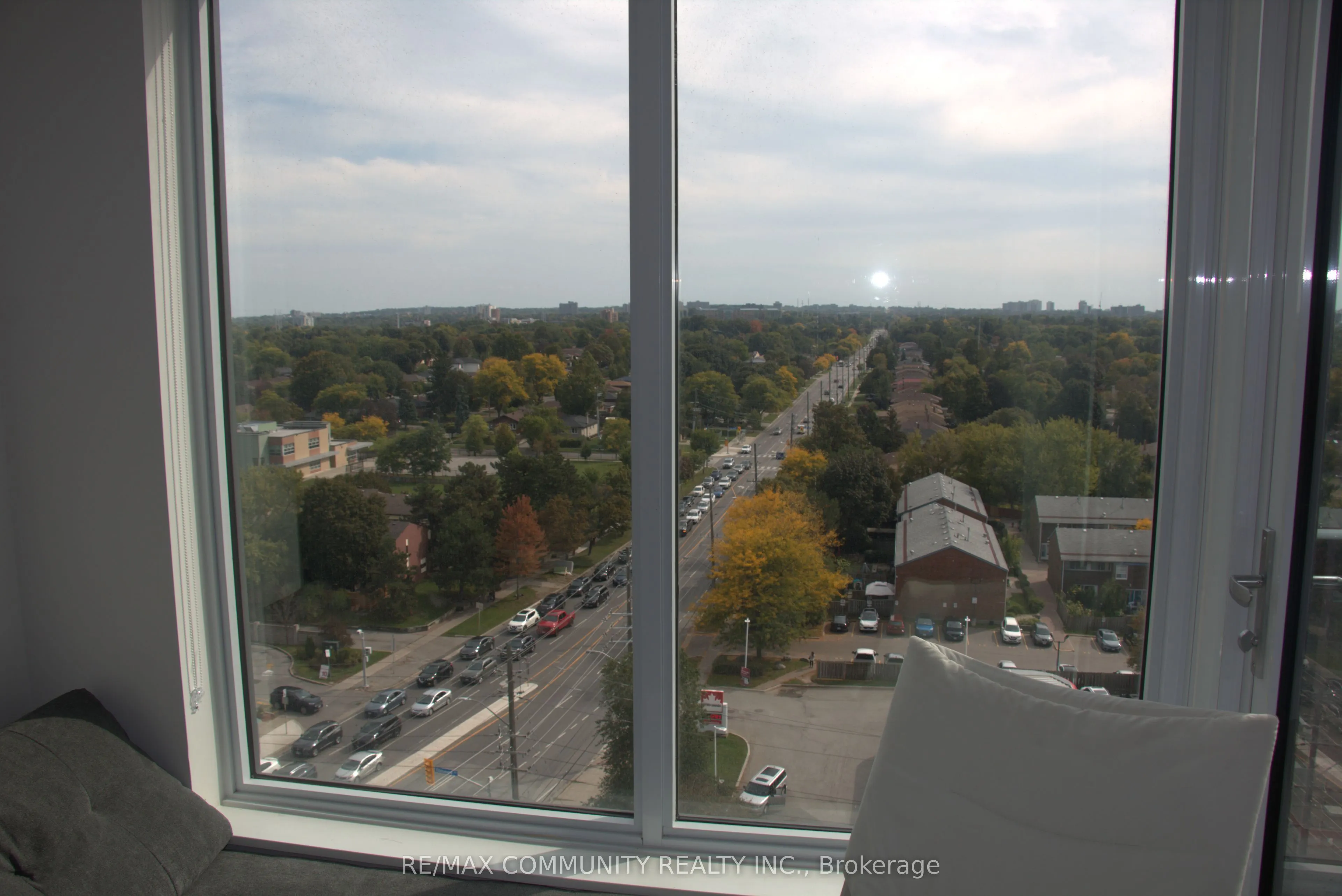 1350 Ellesmere Road, #1111