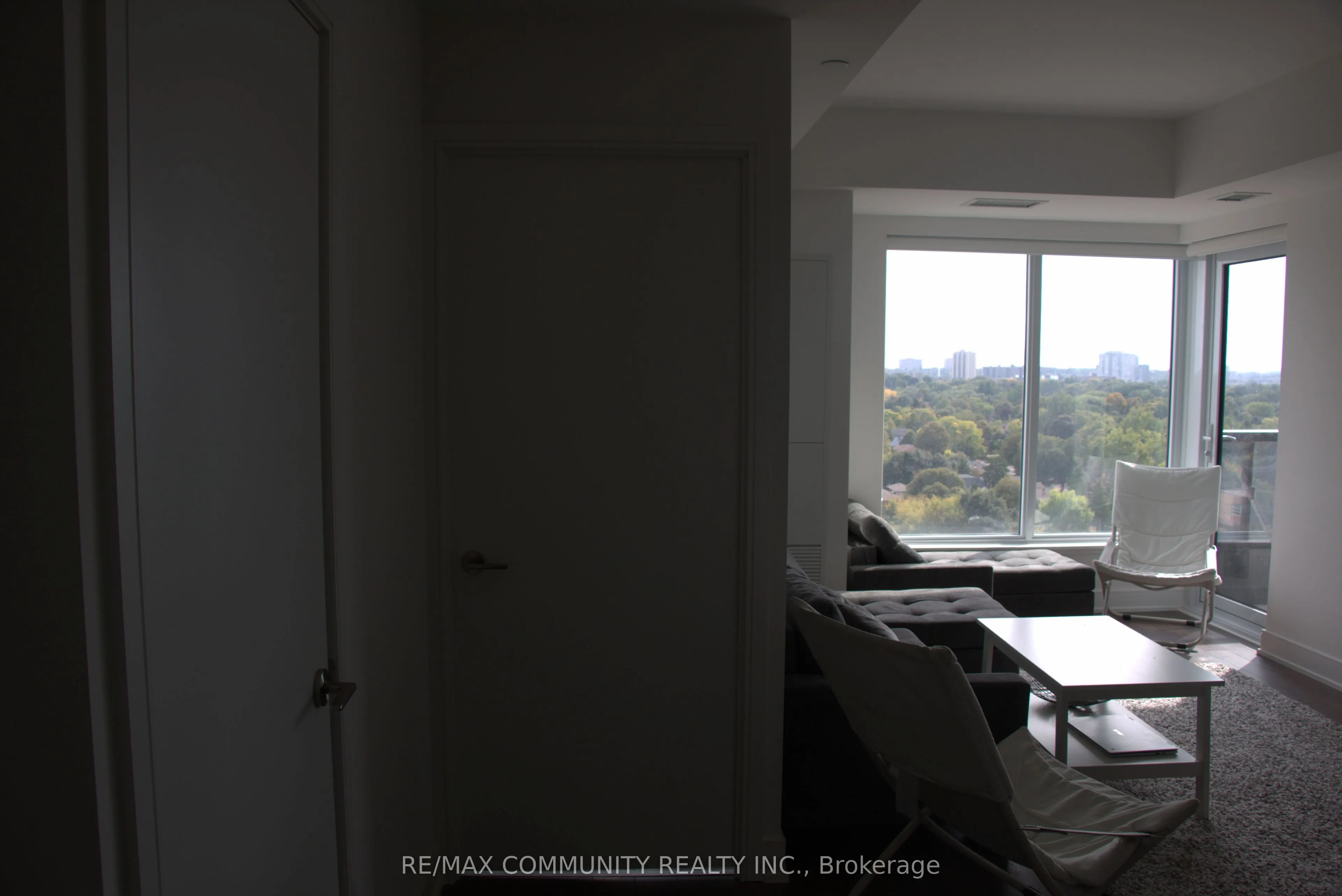 1350 Ellesmere Road, #1111