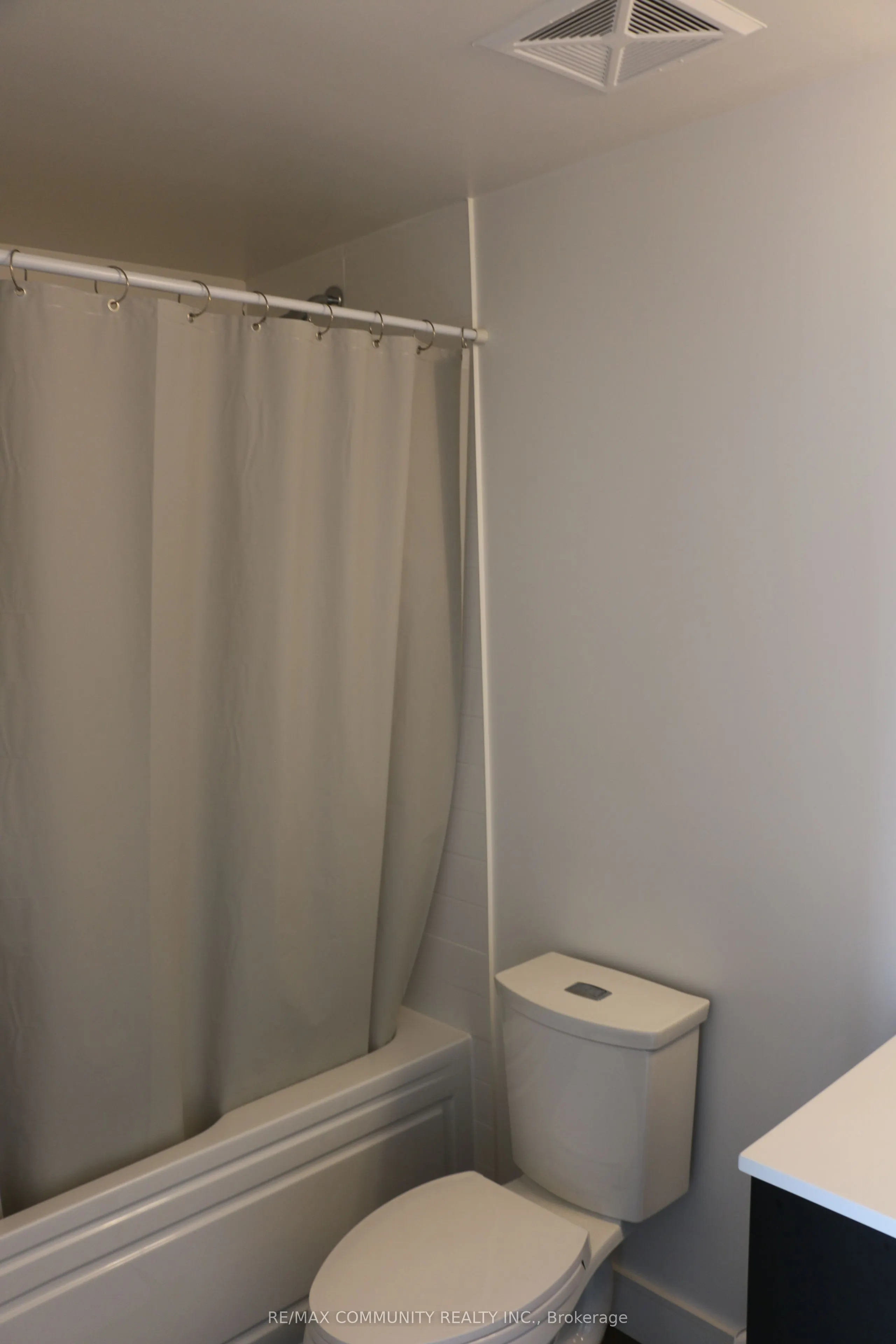 1350 Ellesmere Road, #1111