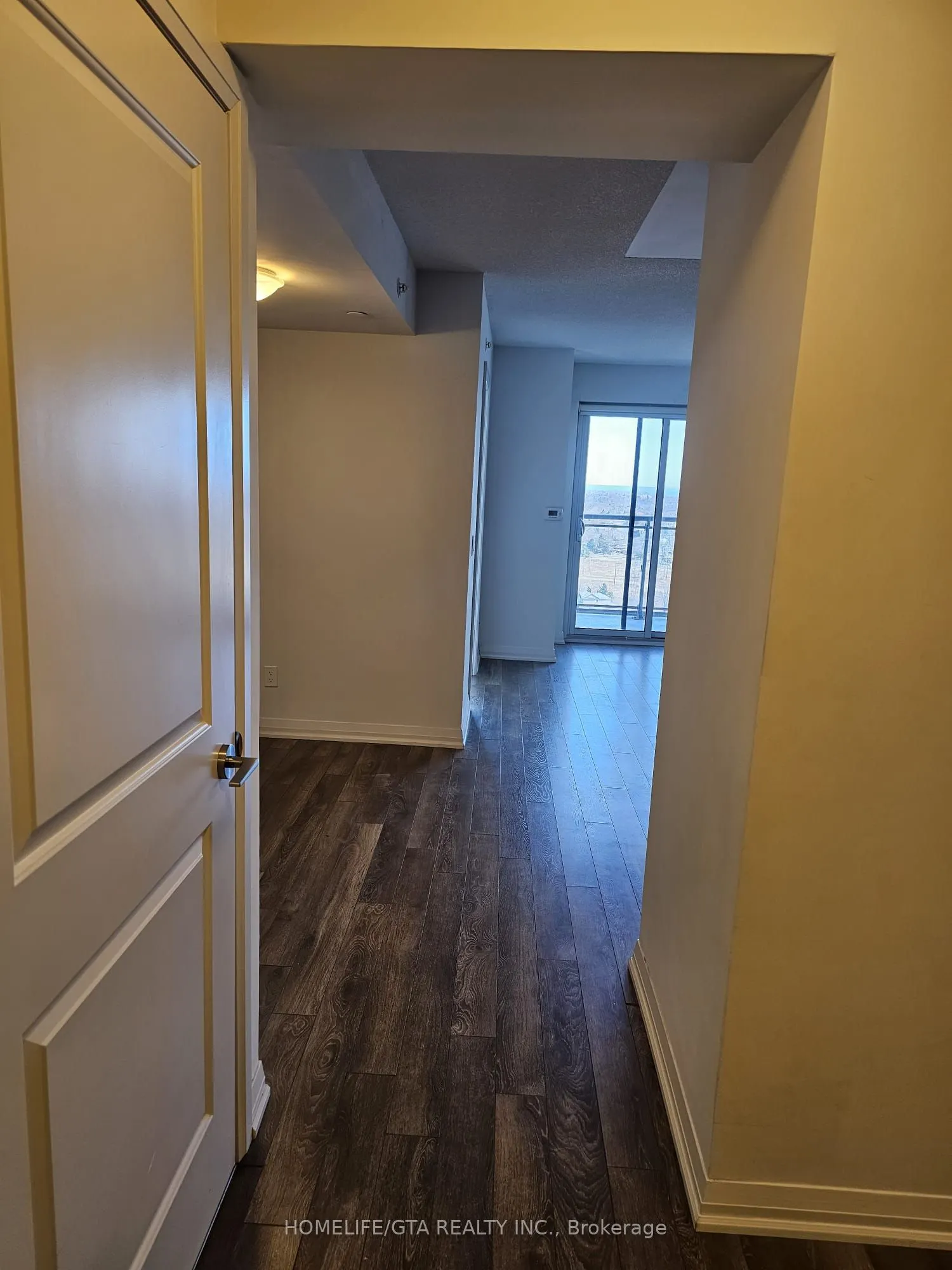 30 Meadowglen Place, #2408