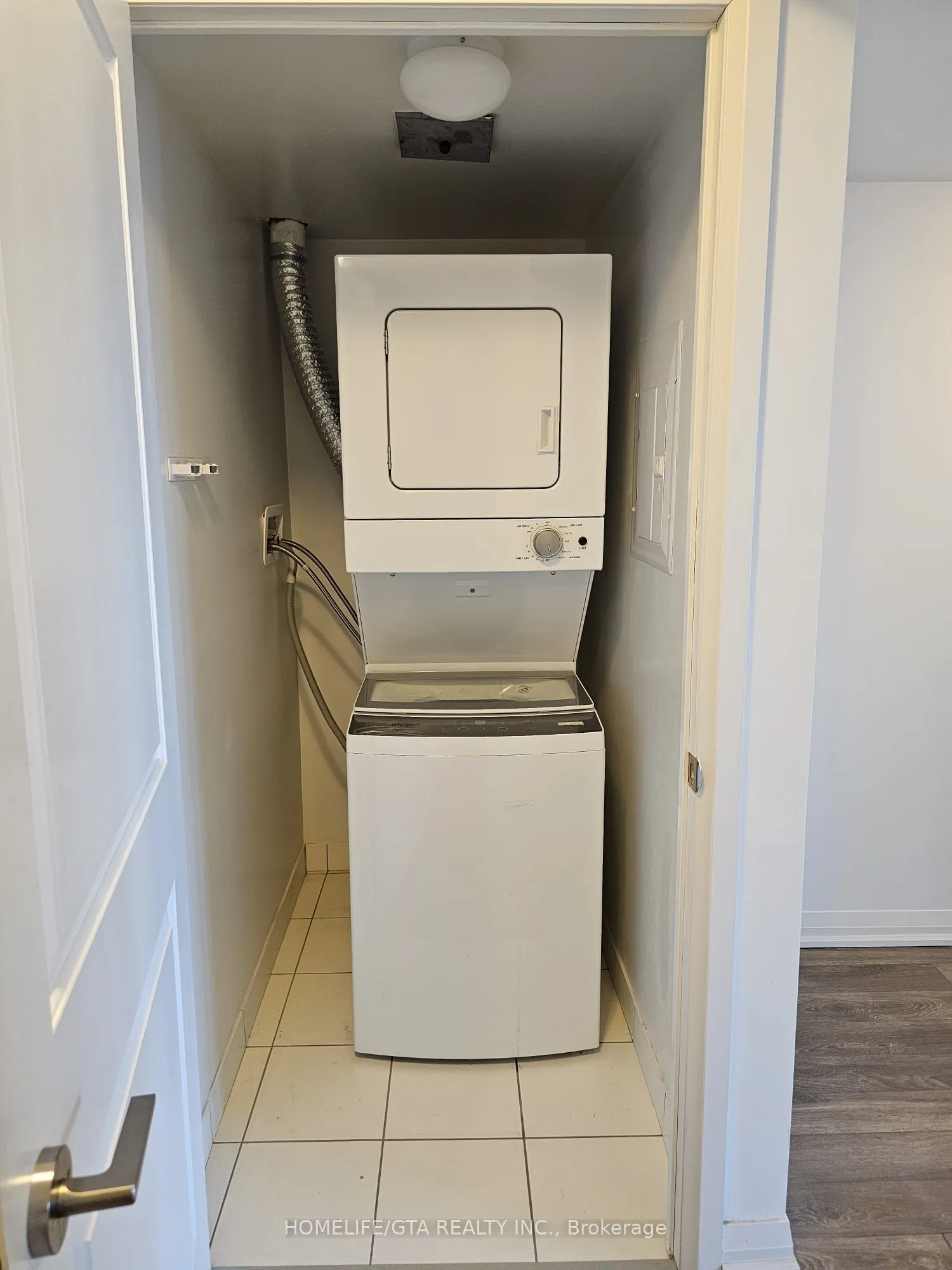 30 Meadowglen Place, #2408