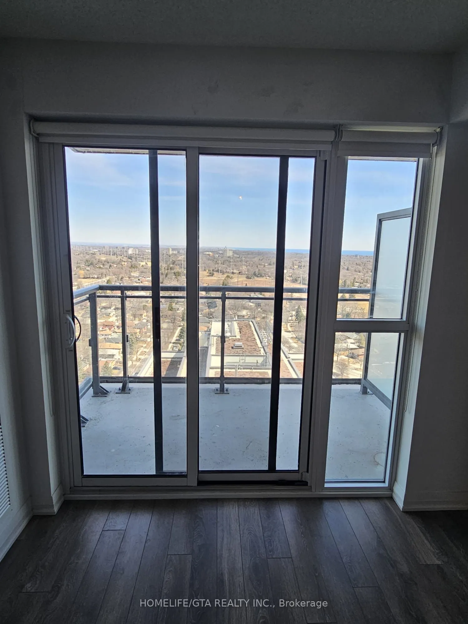 30 Meadowglen Place, #2408