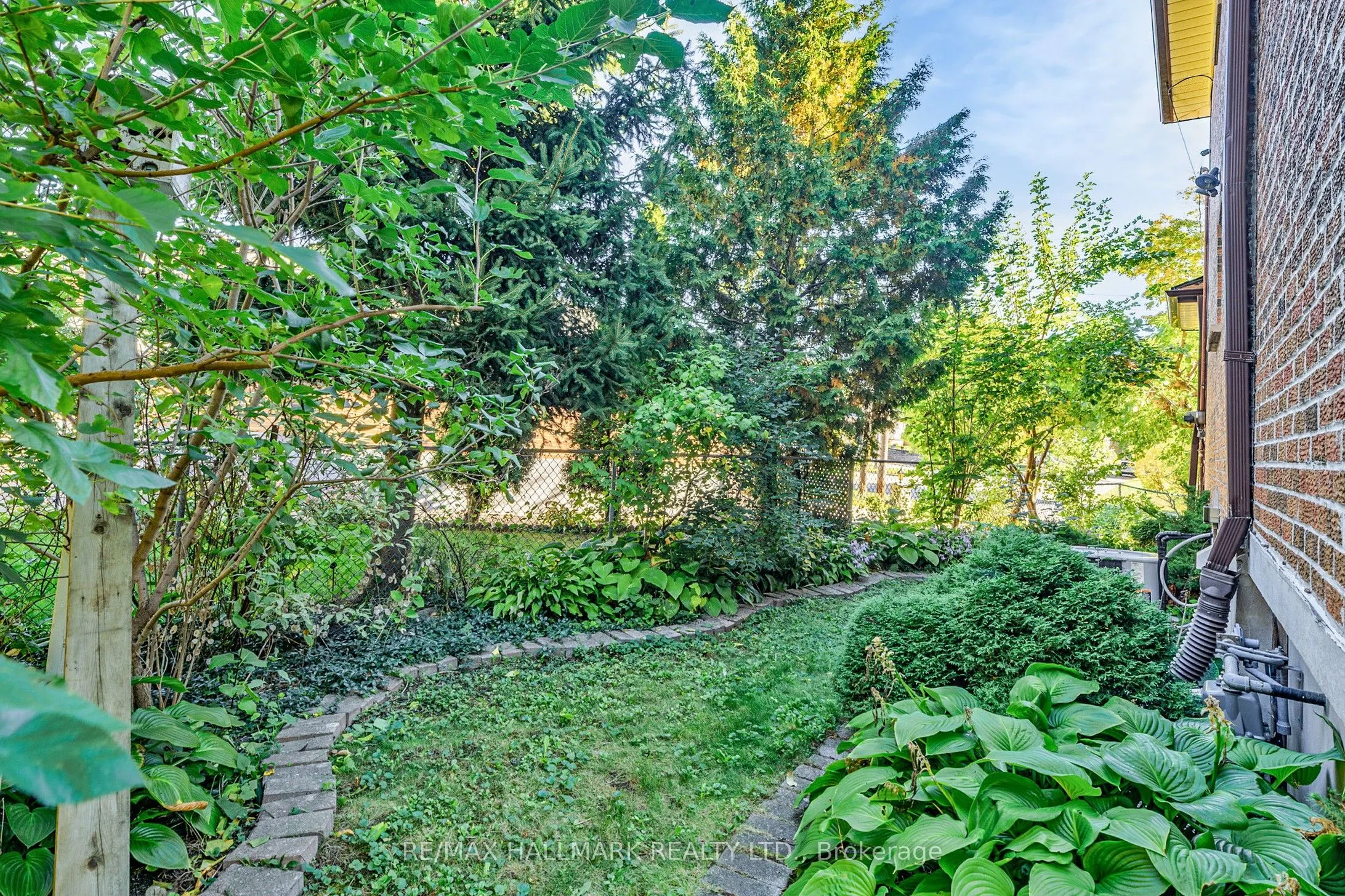 38 Courton Drive
