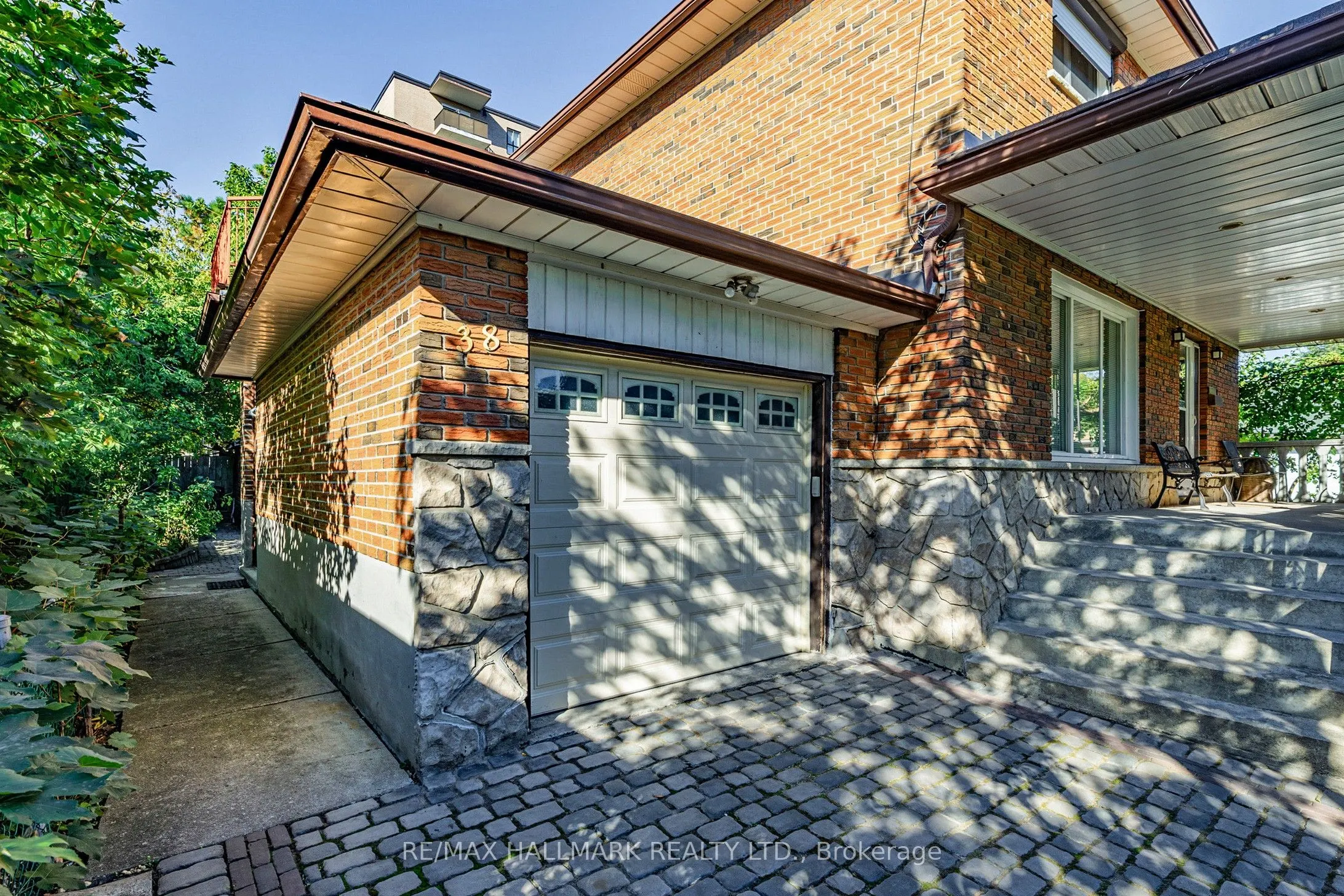 38 Courton Drive
