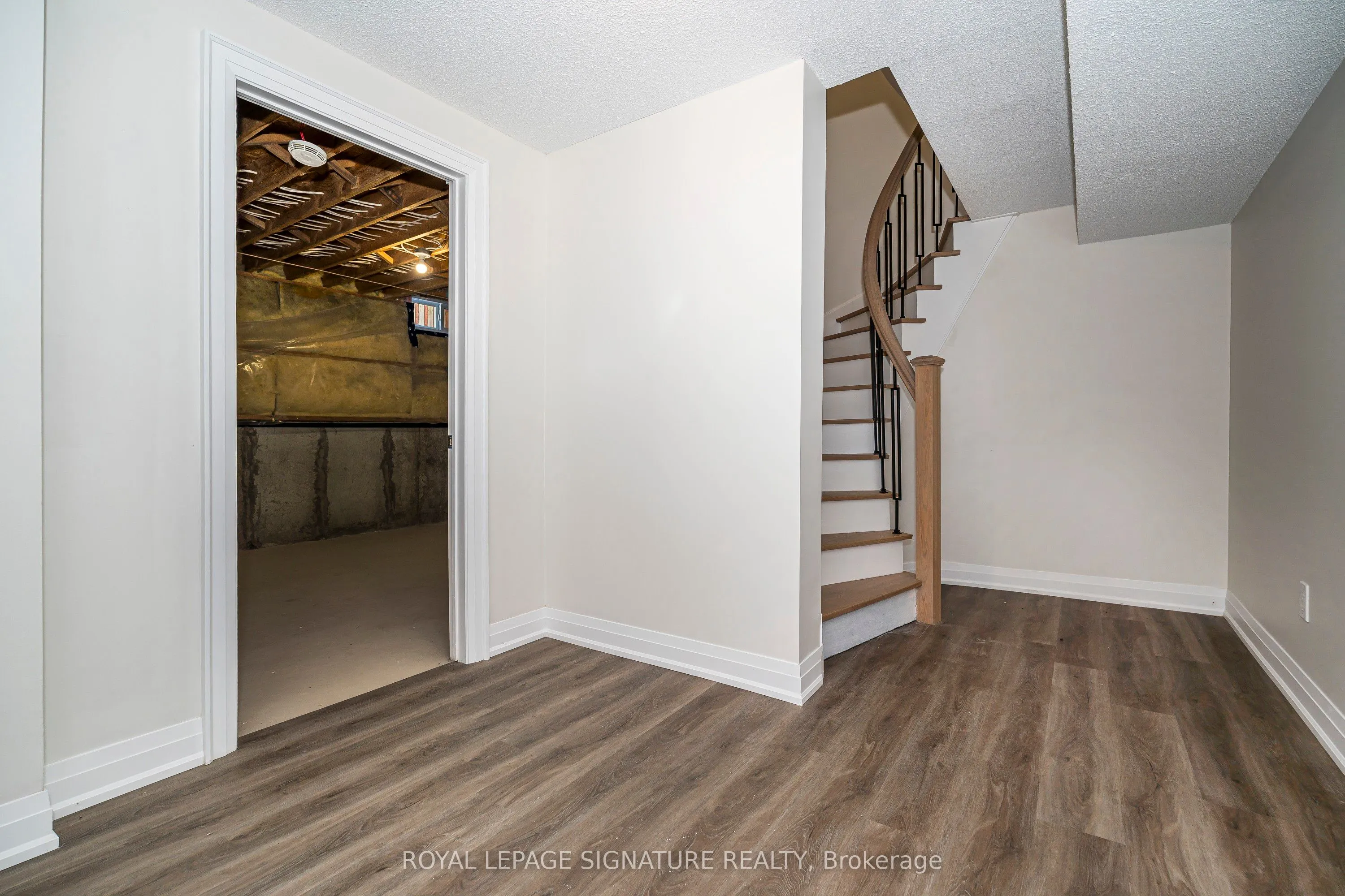 11 Royal Rouge Trail