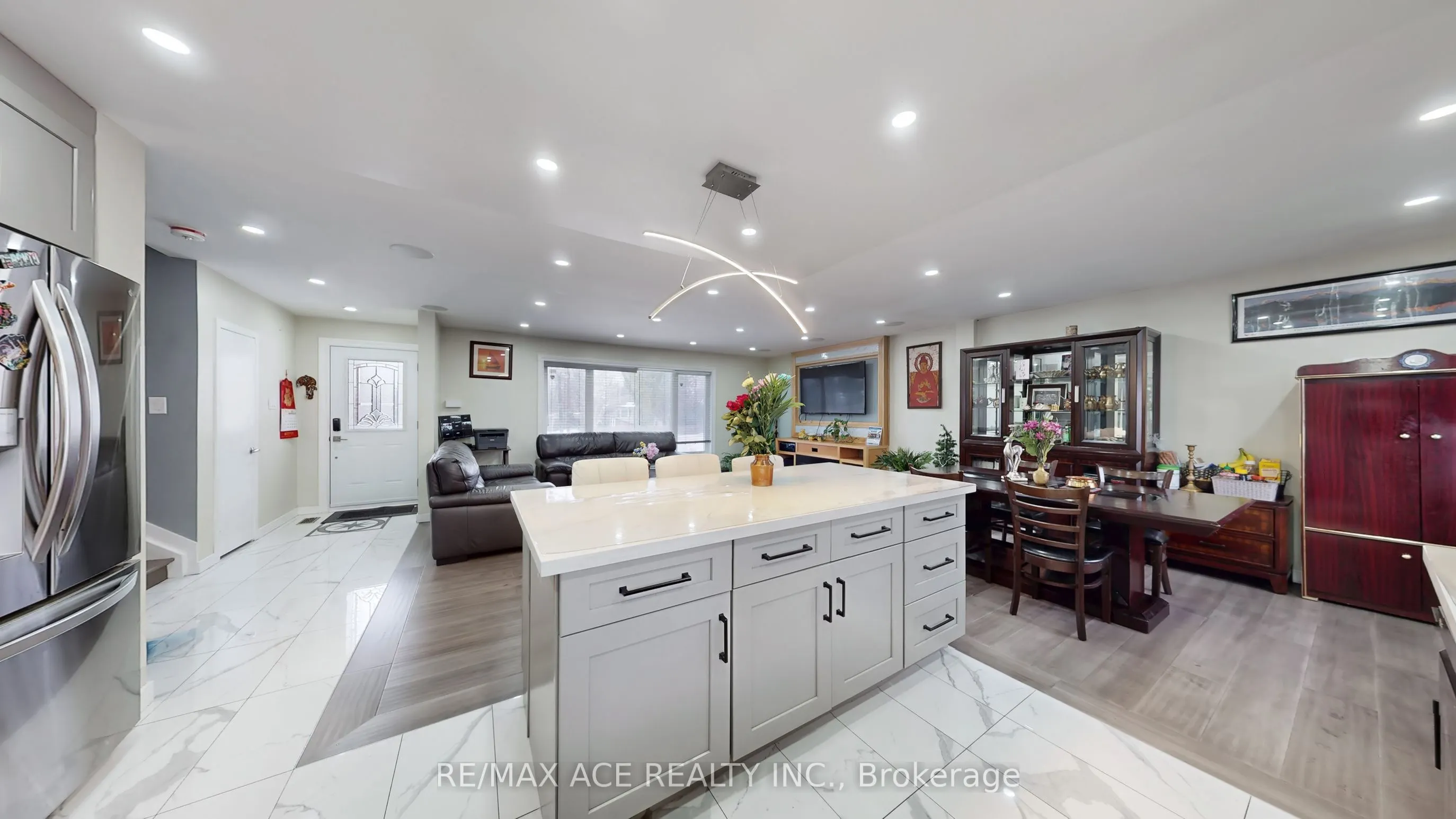 1771 Pharmacy Avenue