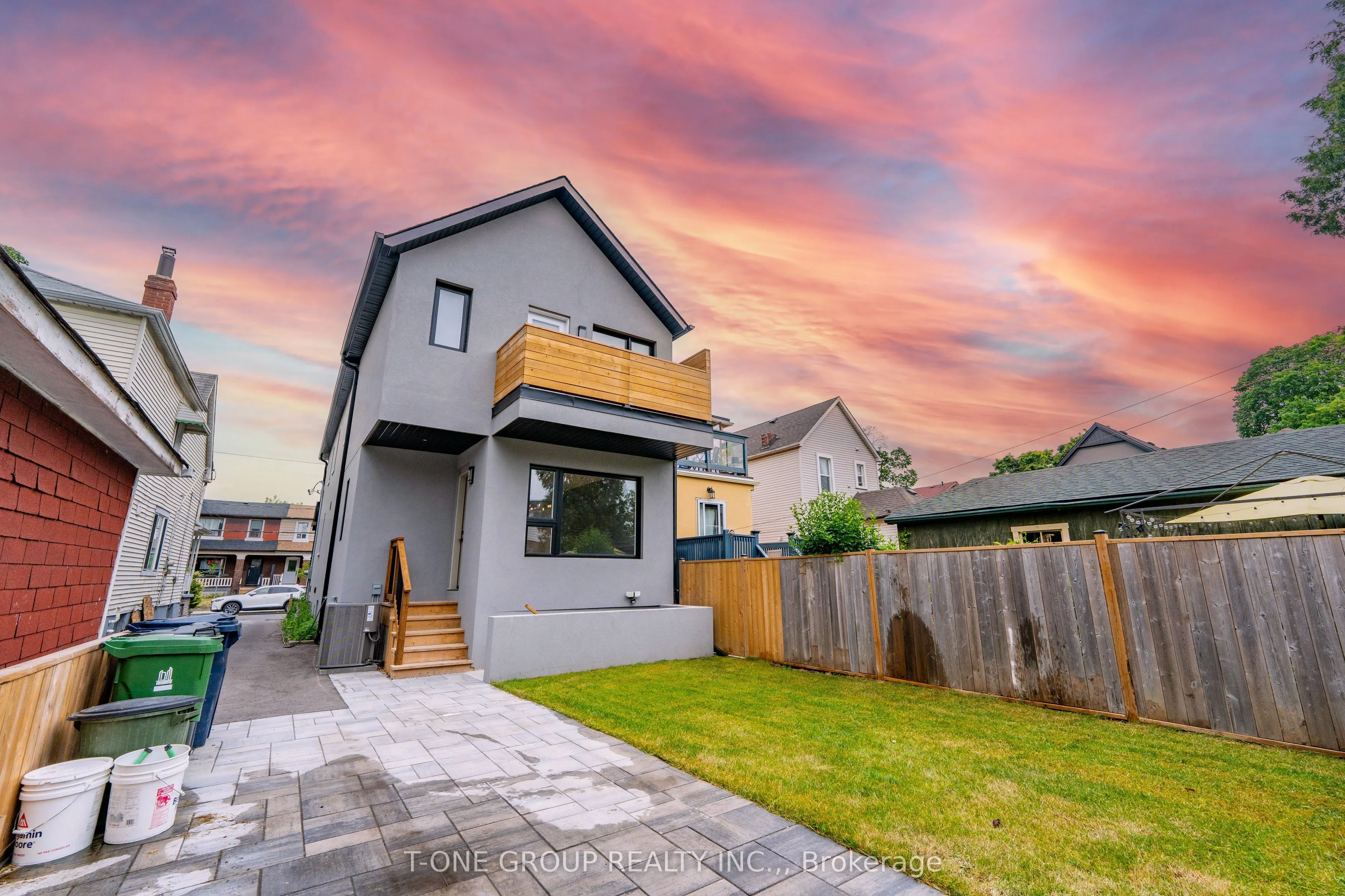 68 Harris Avenue