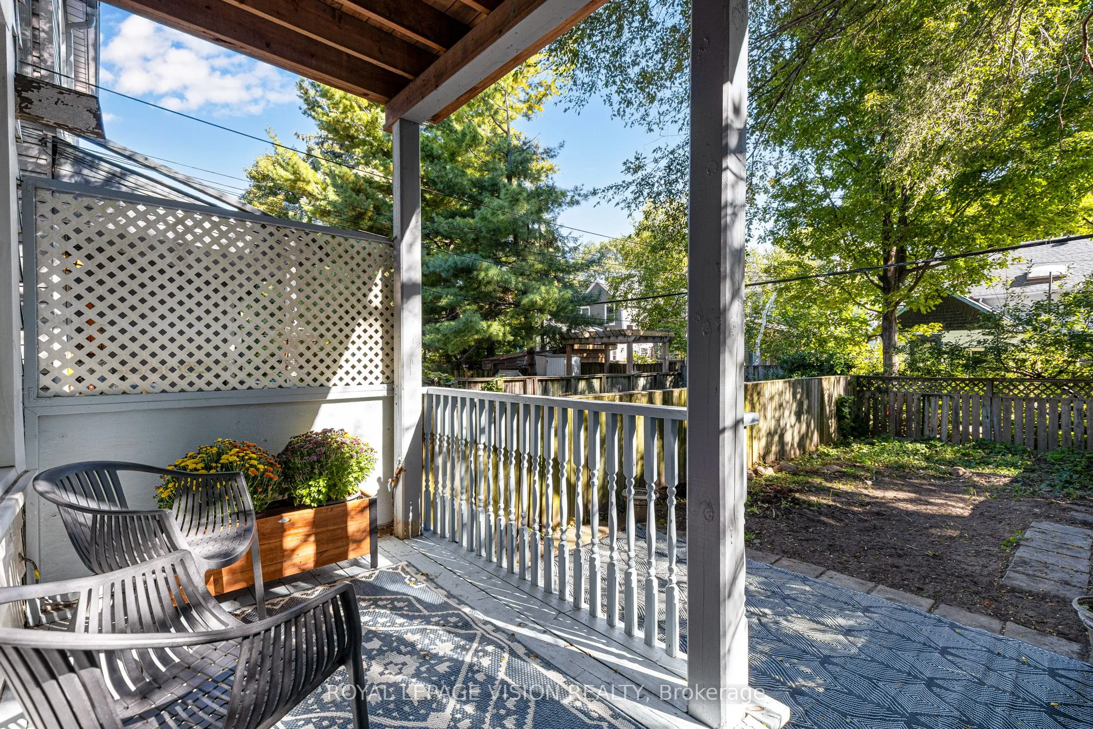 25 Bellefair Avenue