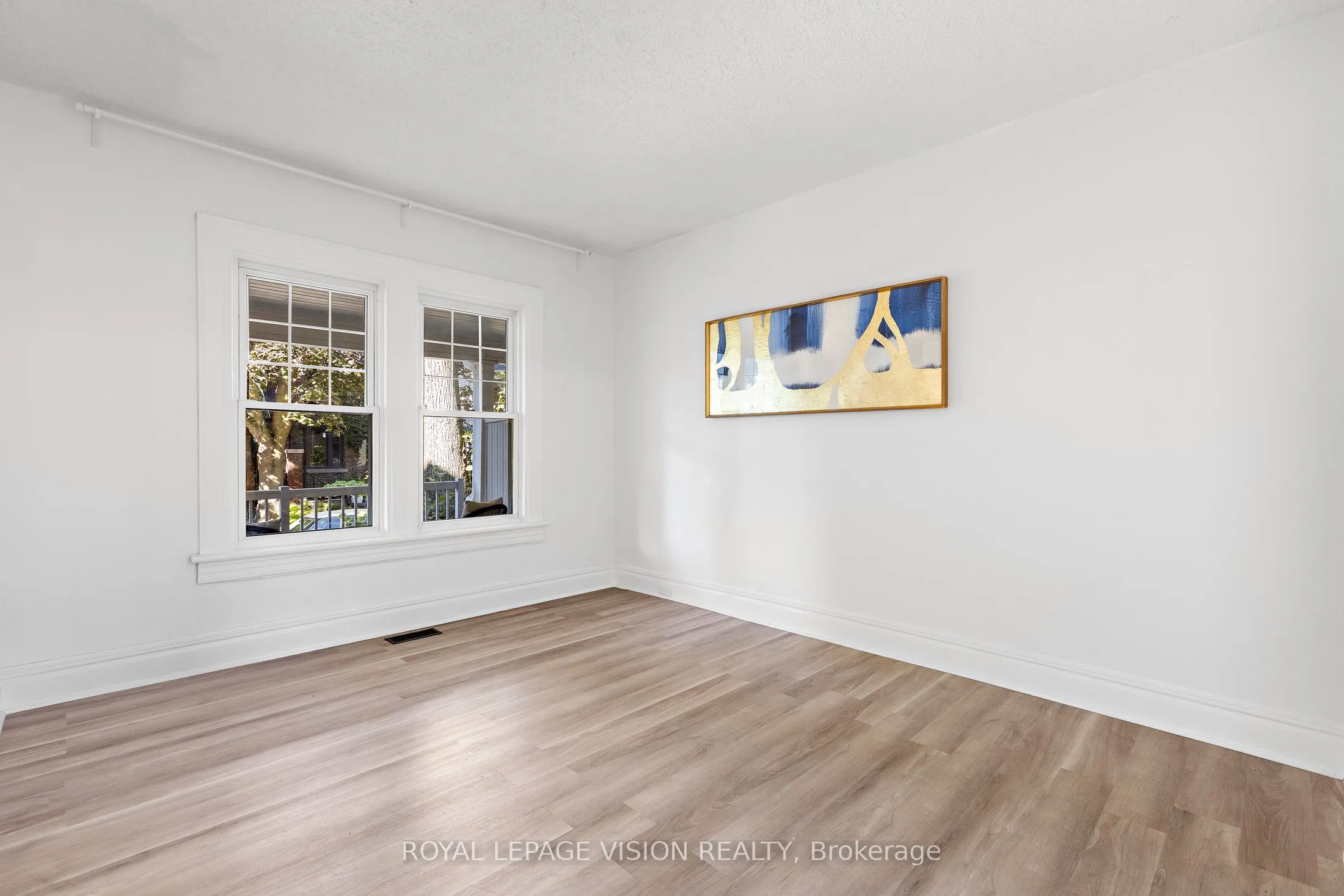 25 Bellefair Avenue