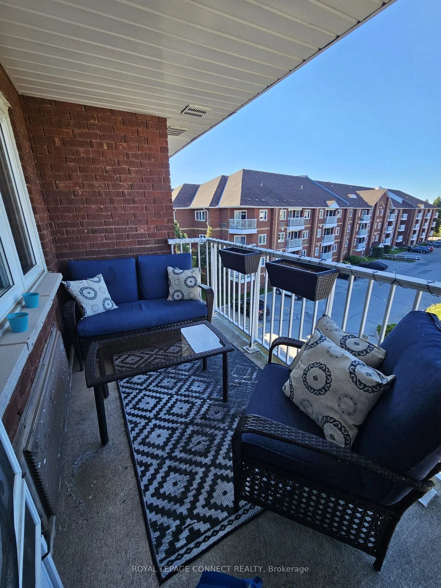195 Lake Driveway W, #408