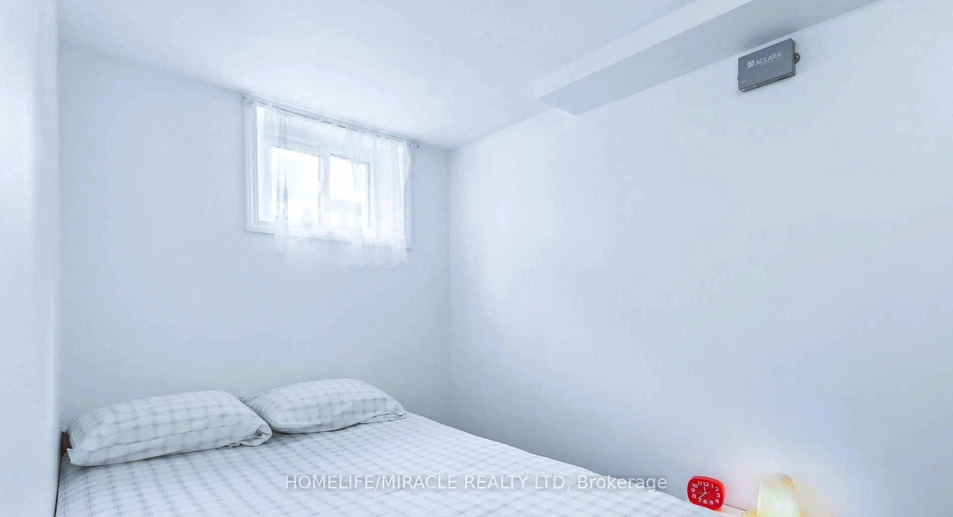 978 Pharmacy Avenue, #Bsmt-Room
