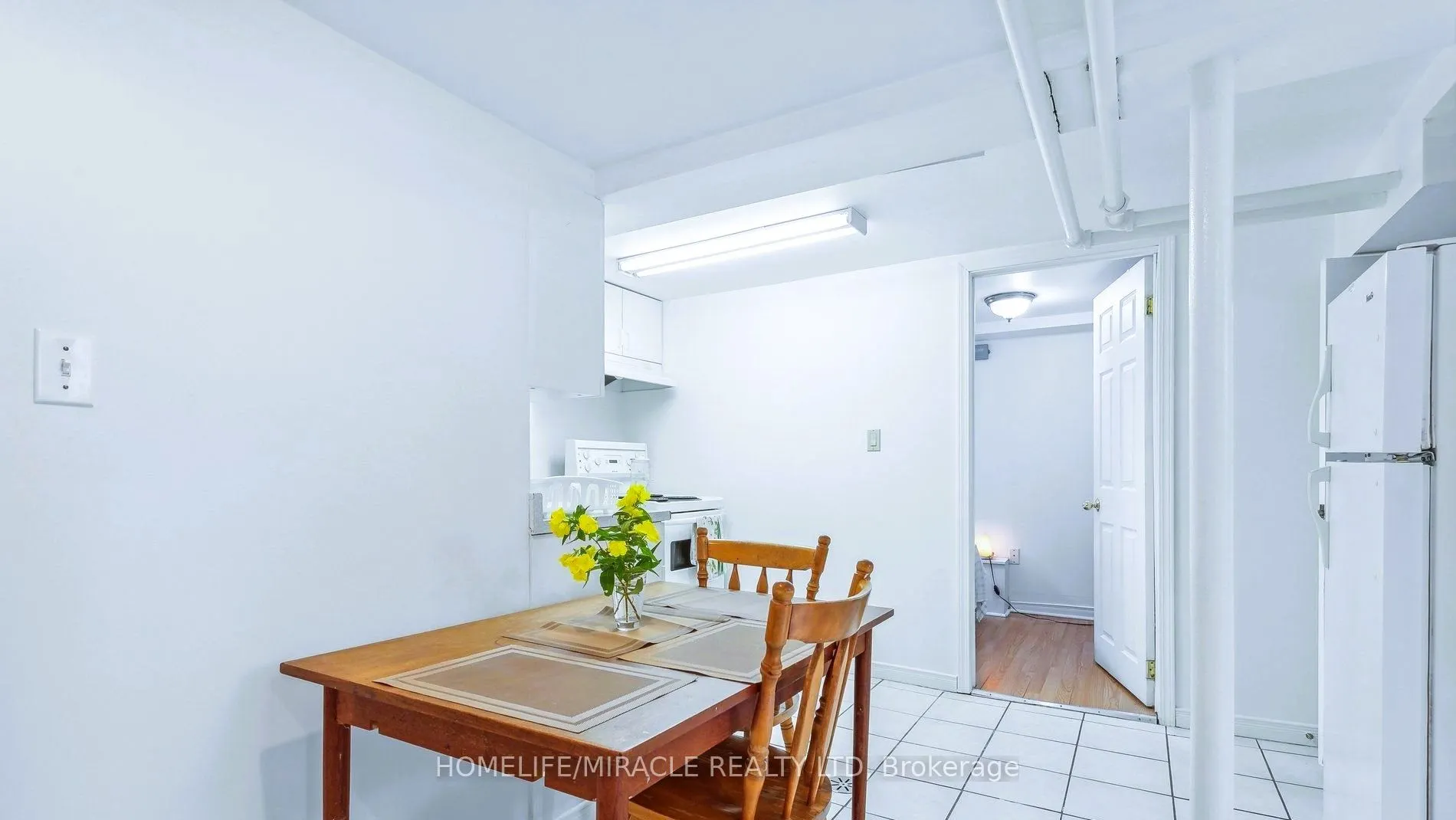 978 Pharmacy Avenue, #Bsmt-Room