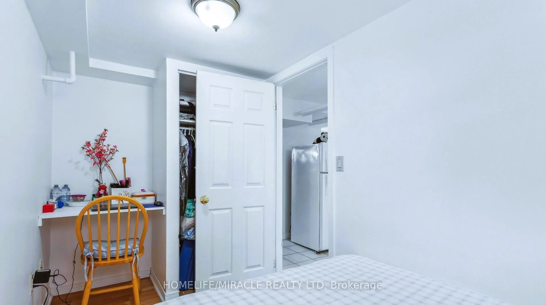978 Pharmacy Avenue, #Bsmt-Room