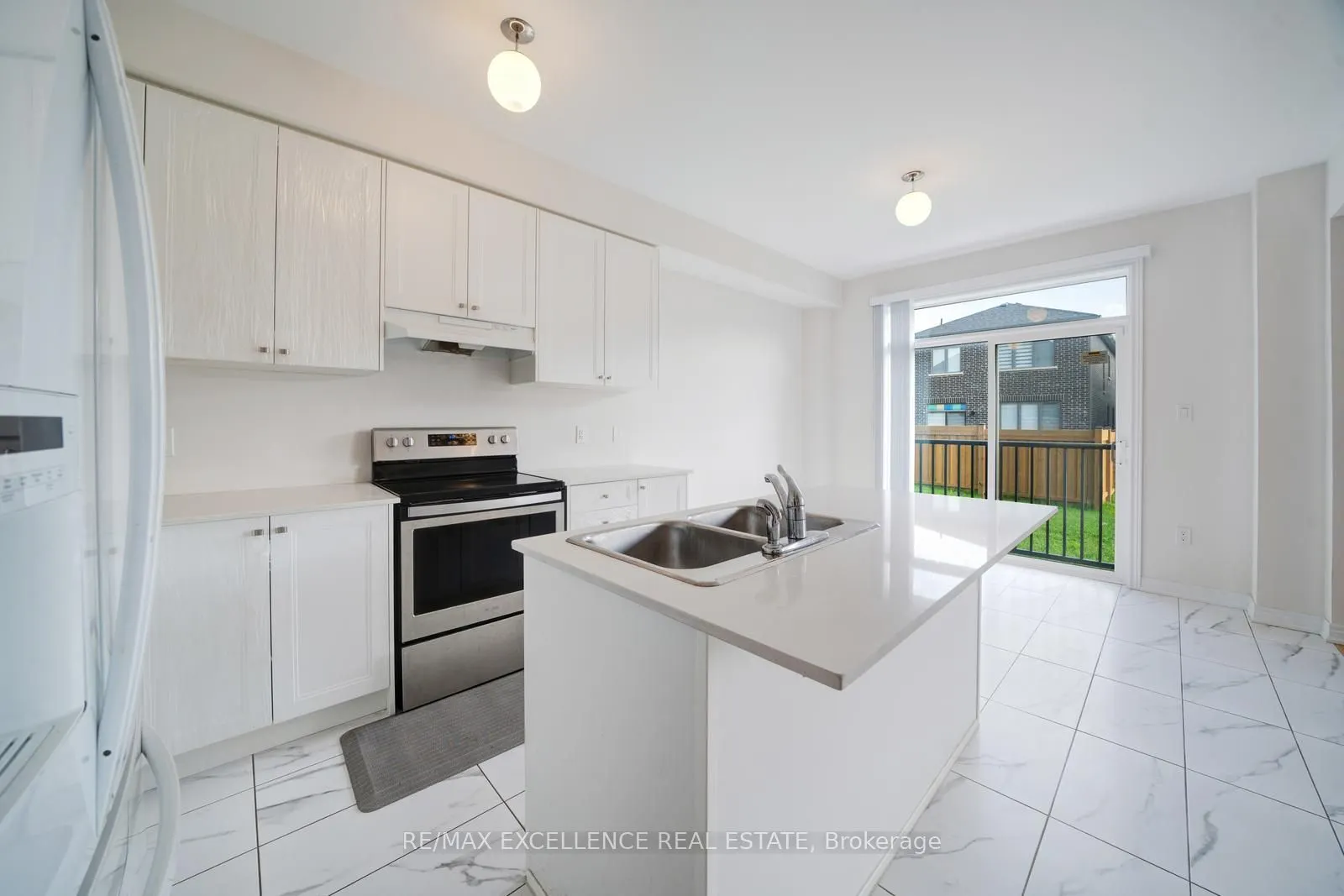 2085 Coppermine Street
