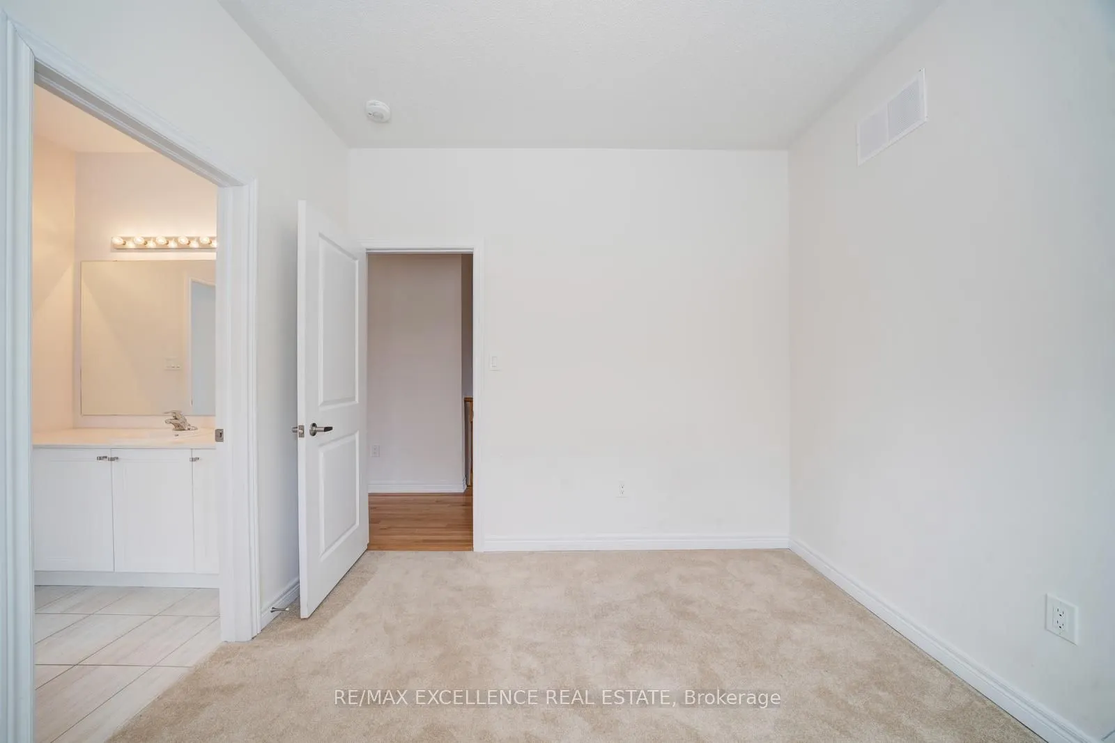 2085 Coppermine Street