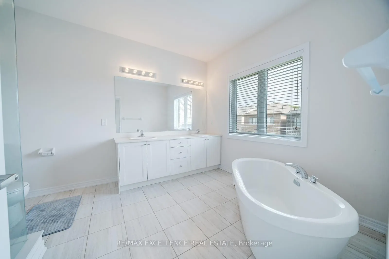 2085 Coppermine Street