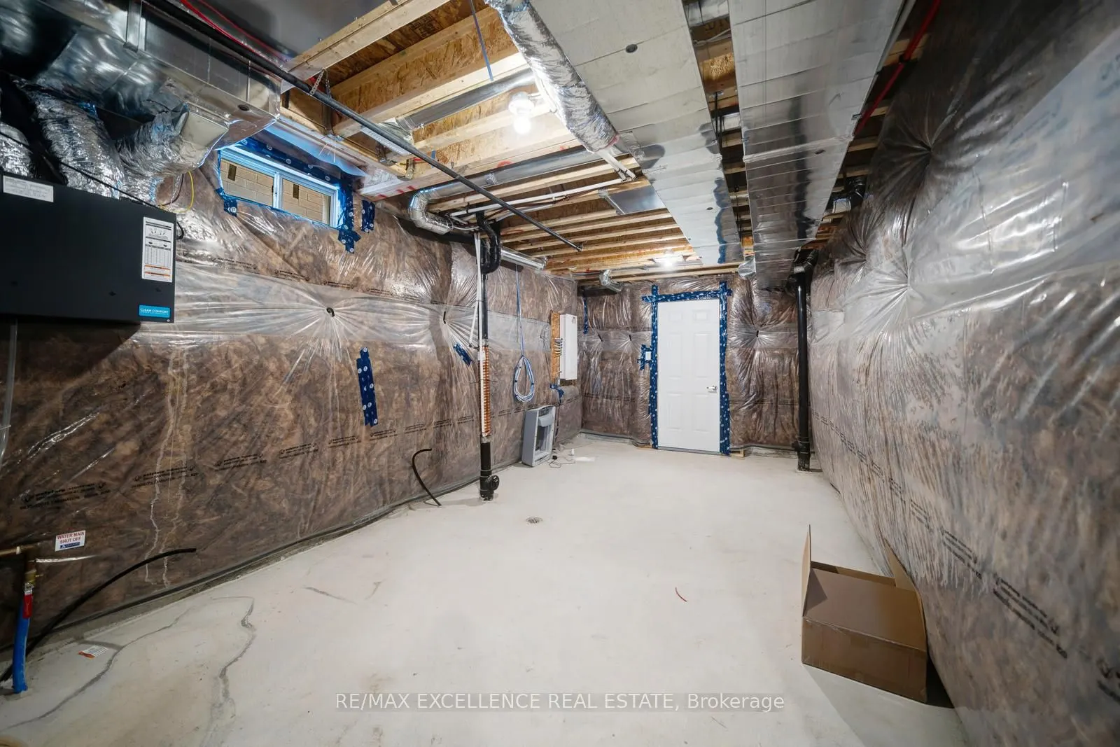 2085 Coppermine Street