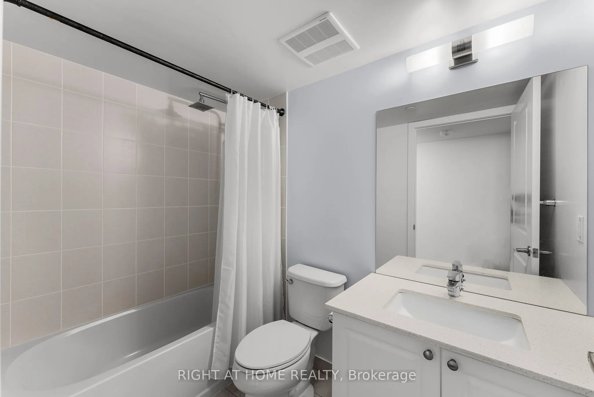 1255 BAYLY Street, #1504